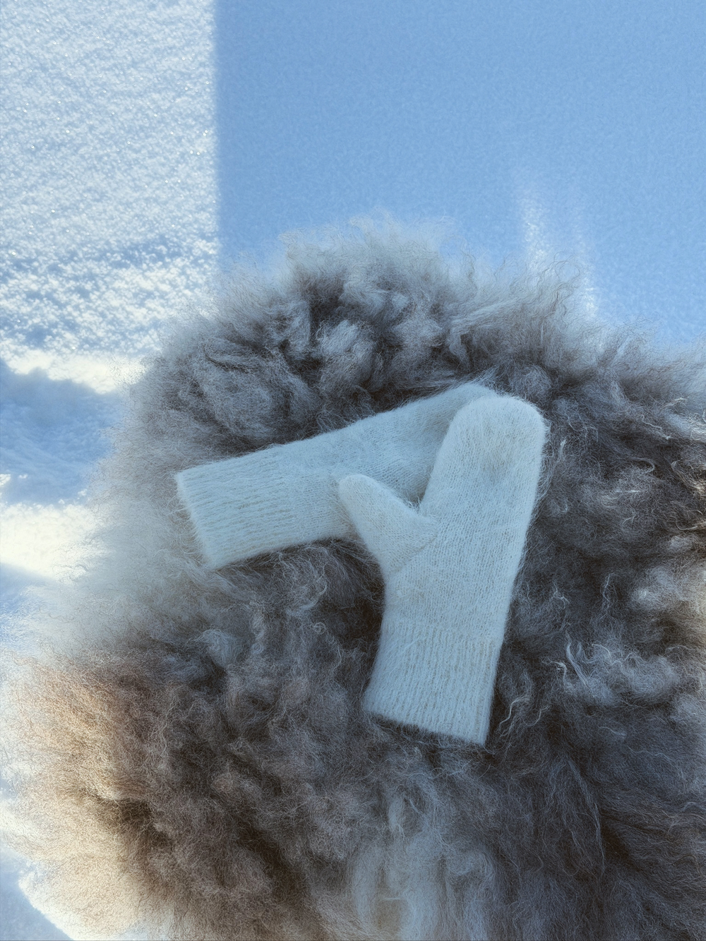 Urban Pioneers Female Aba mittens GLOVES AND MITTENS CREAM