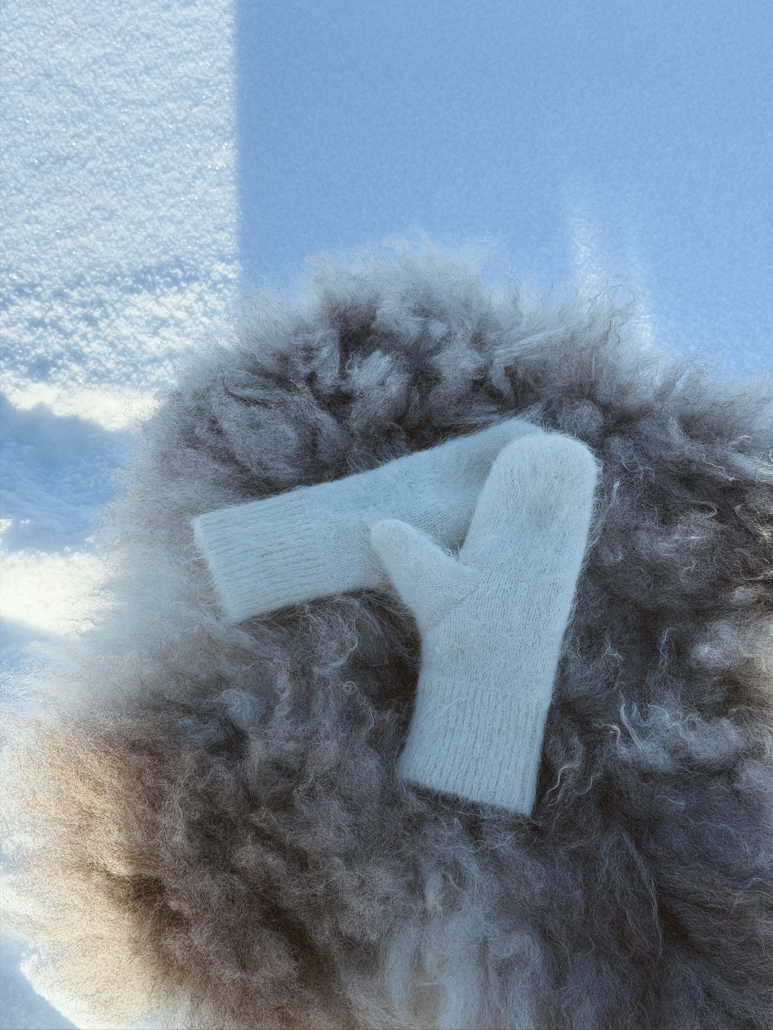 Urban Pioneers Female Aba mittens GLOVES AND MITTENS CREAM