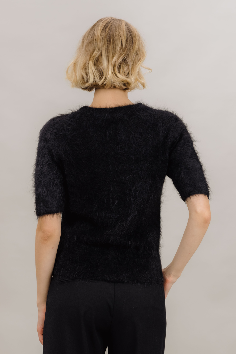 Urban Pioneers Female Abby SS Top TOP BLACK