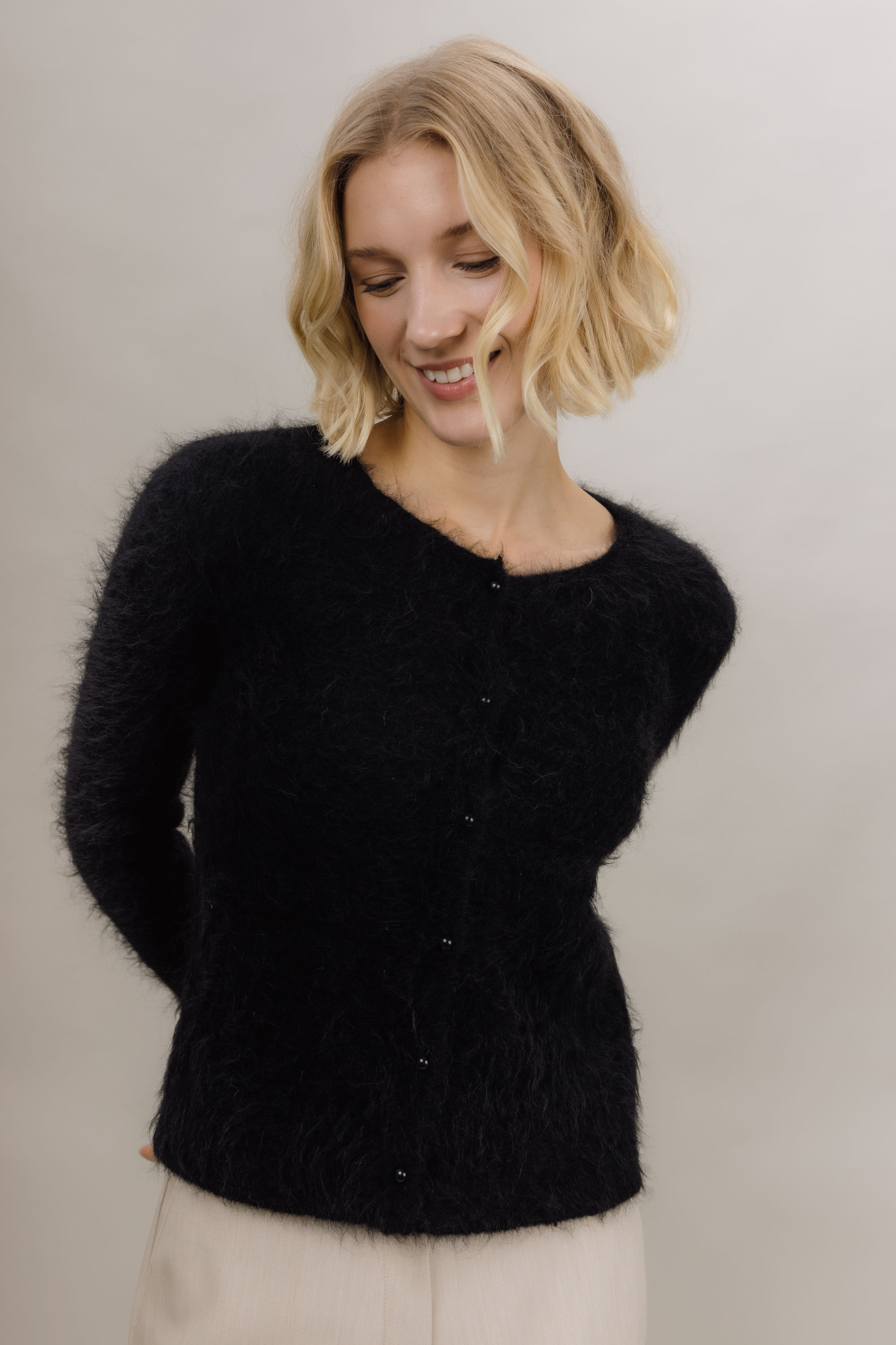 Urban Pioneers Female Ada Cardigan CARDIGAN BLACK