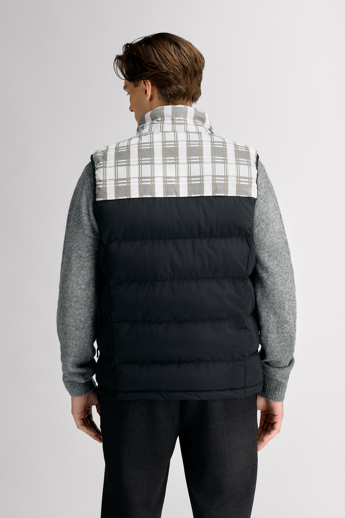 Urban Pioneers Male Alessio Vest VEST BLACK