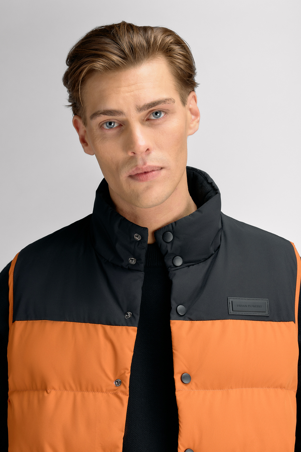 Urban Pioneers Male Alessio Vest VEST RUST