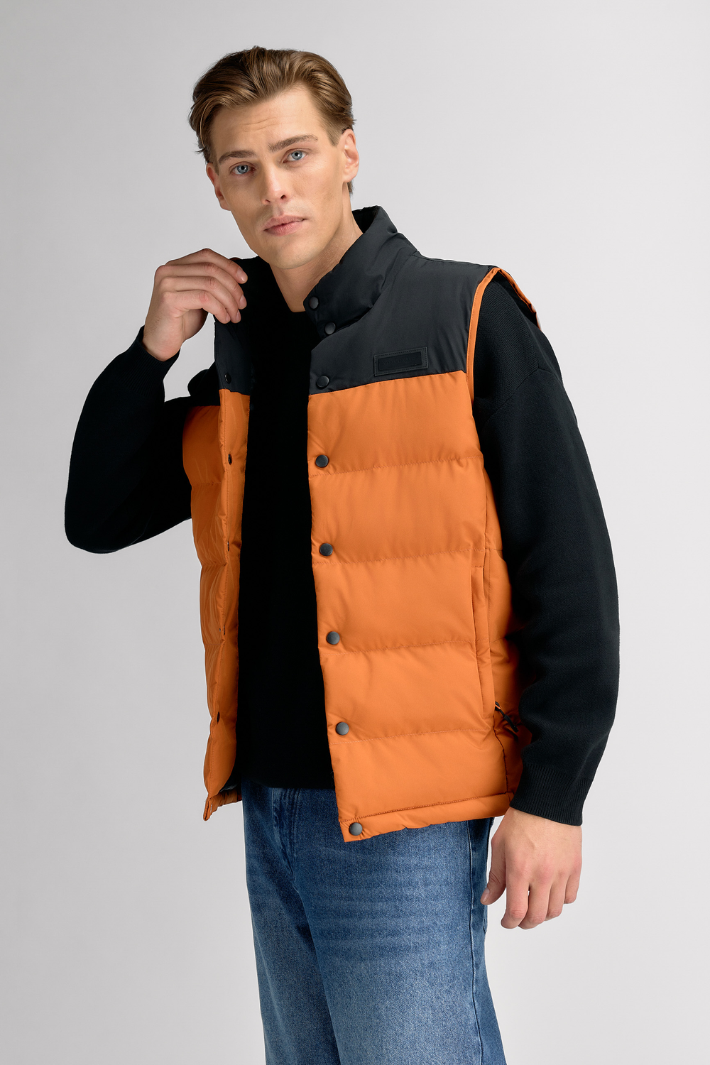 Urban Pioneers Male Alessio Vest VEST RUST