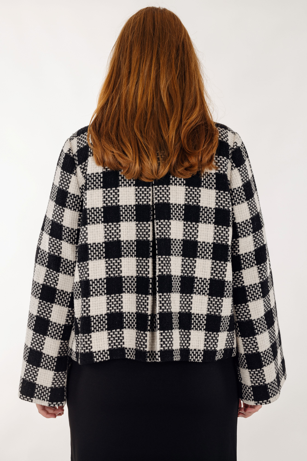 Urban Pioneers Female Anja Jacket JACKET BLACK / CREAM