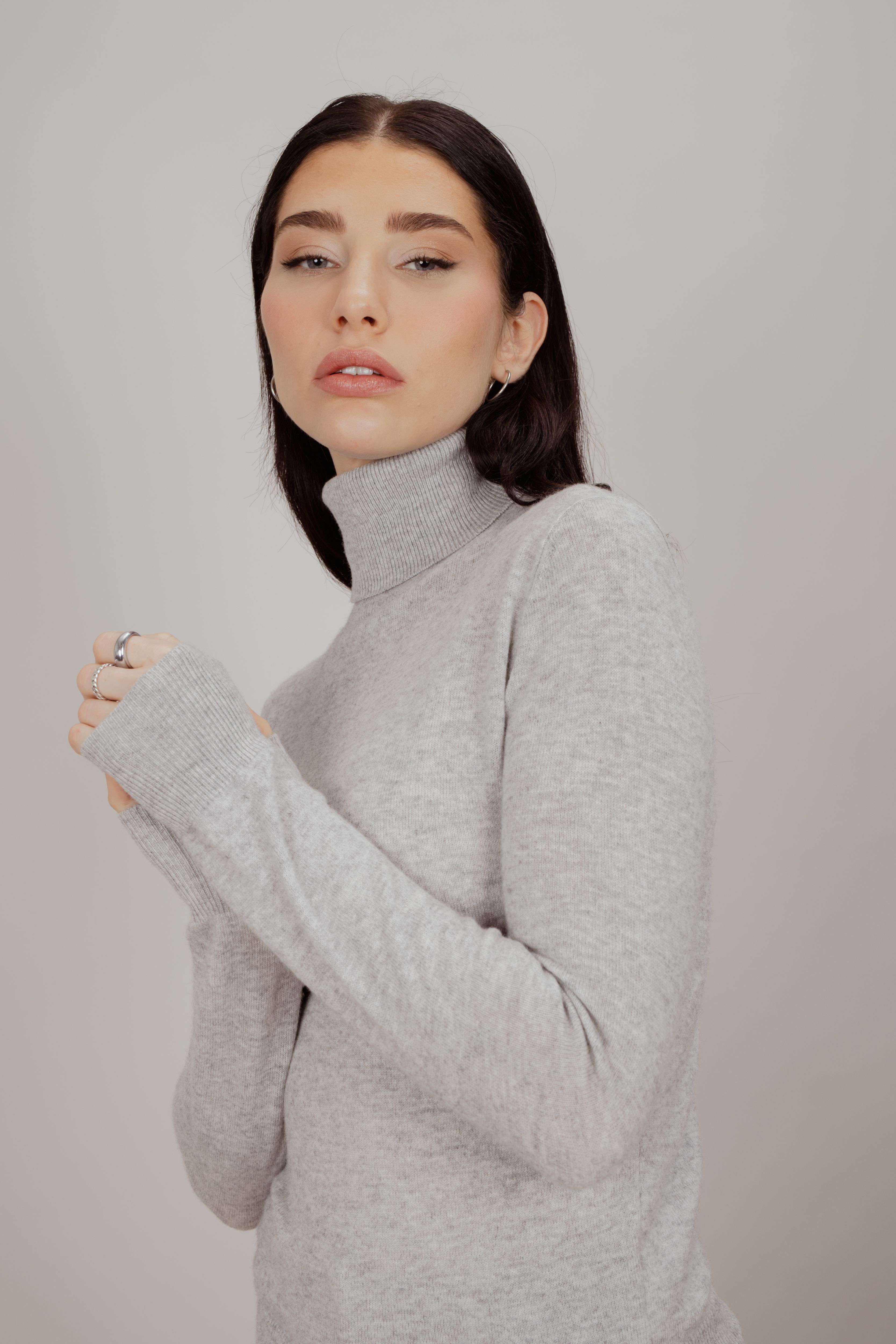 Urban Pioneers Female Bailey Turtleneck SWEATER GREY