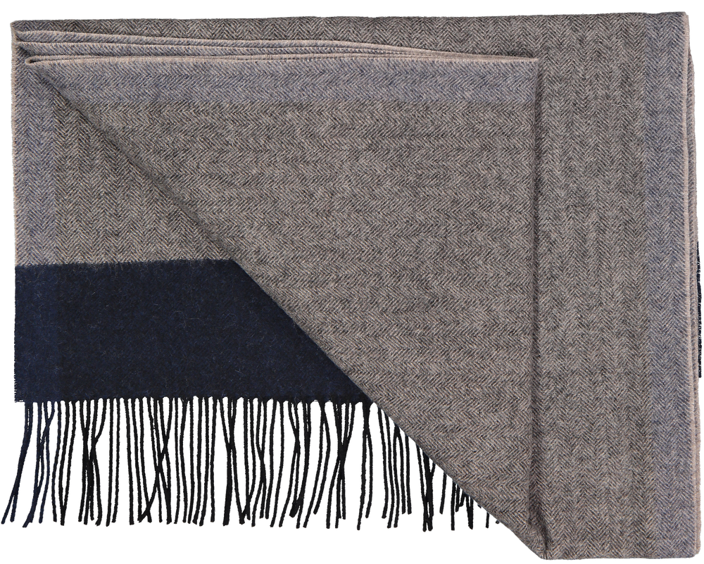 Urban Pioneers Female Bea Check SCARF