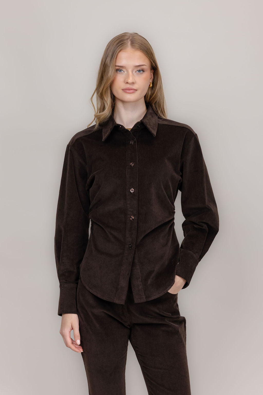 Urban Pioneers Female Betty Shirt BLOUSE BLACK COFFEE