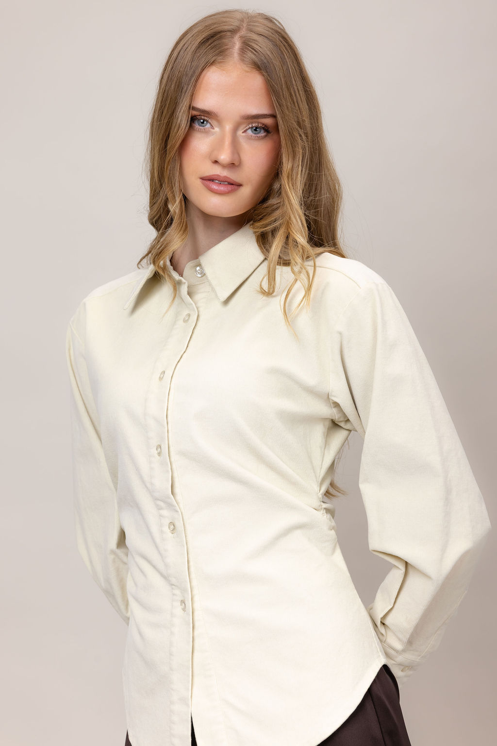 Urban Pioneers Female Betty Shirt BLOUSE CREAM