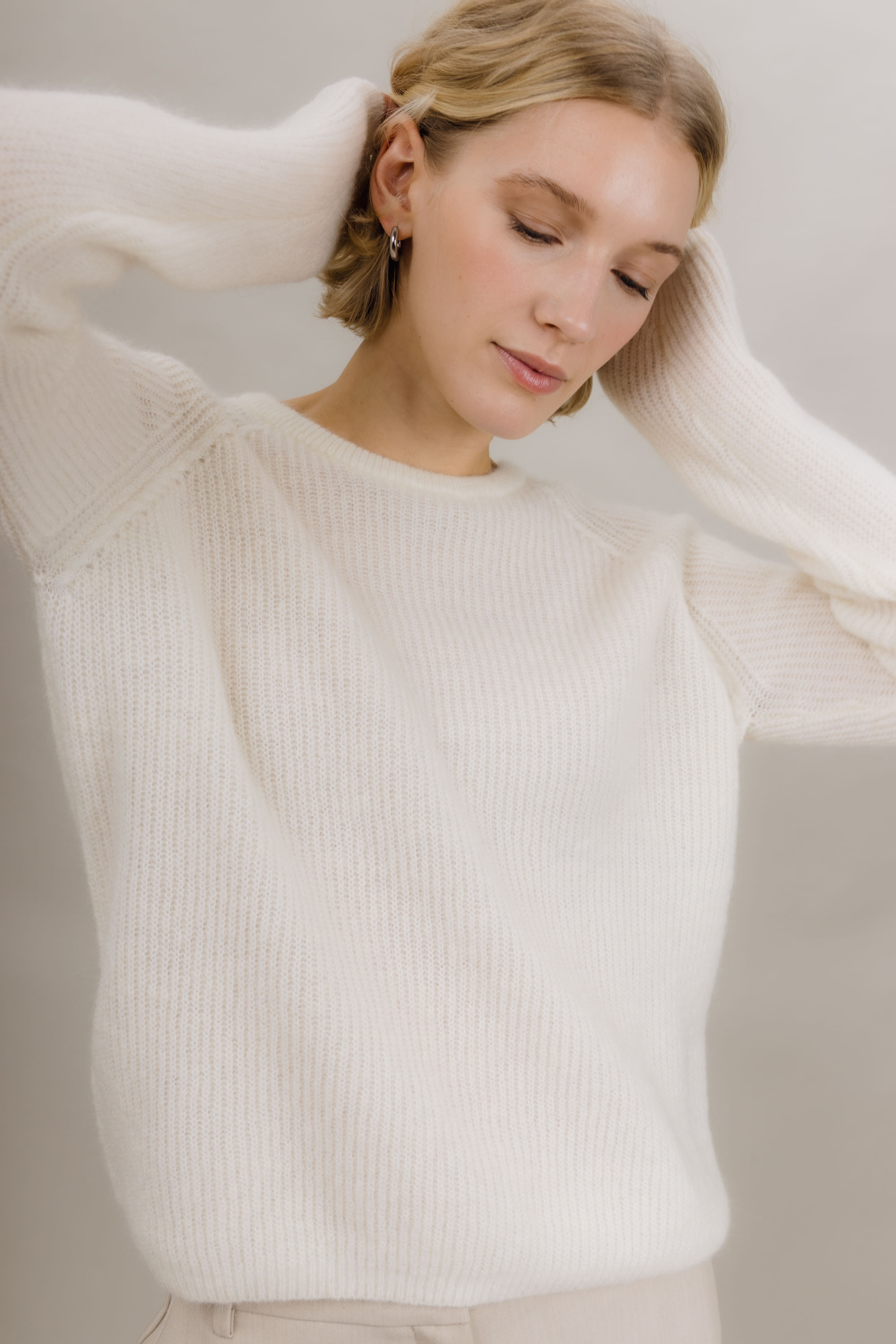 Urban Pioneers Female Betzy Sweater SWEATER CREAM