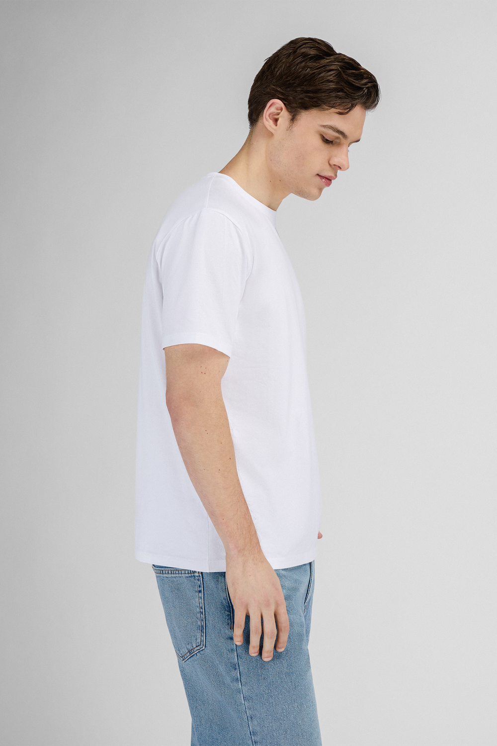 Urban Pioneers Male Bottas Tee T-SHIRT WHITE