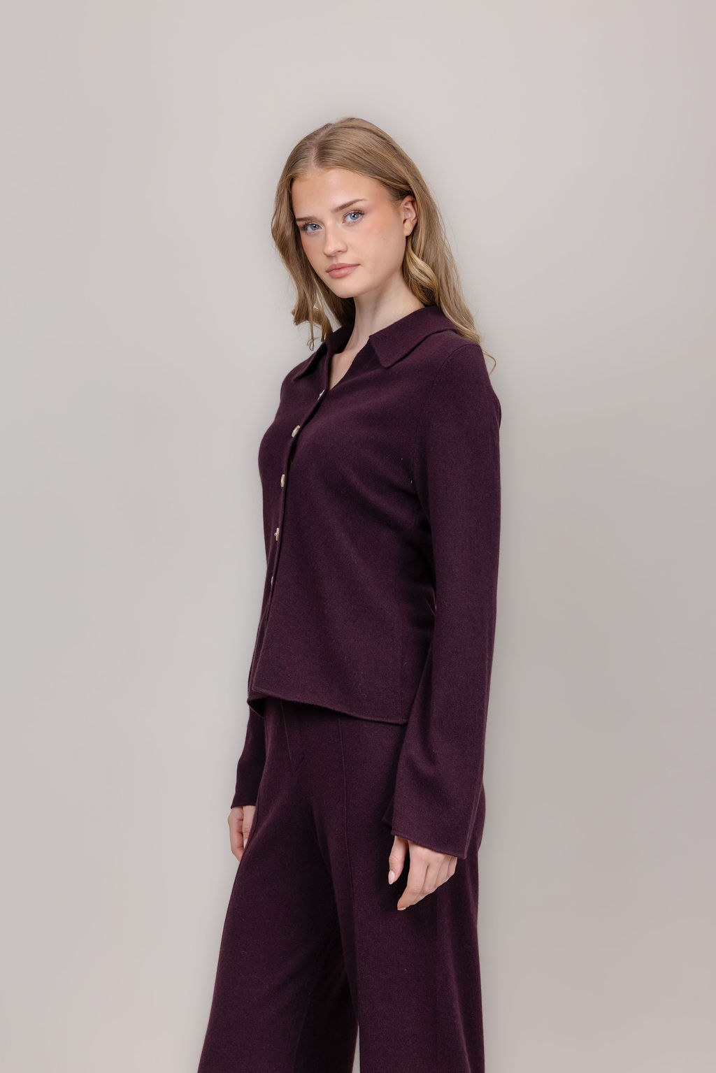 Urban Pioneers Female Chien Cardigan CARDIGAN PLUM PERFECT