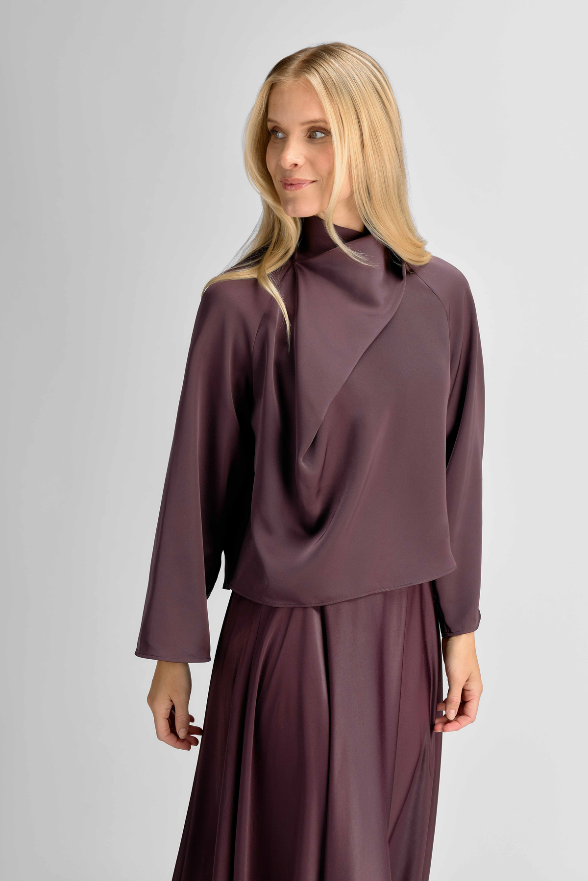 Urban Pioneers Female Cira Blouse BLOUSE PLUM PERFECT