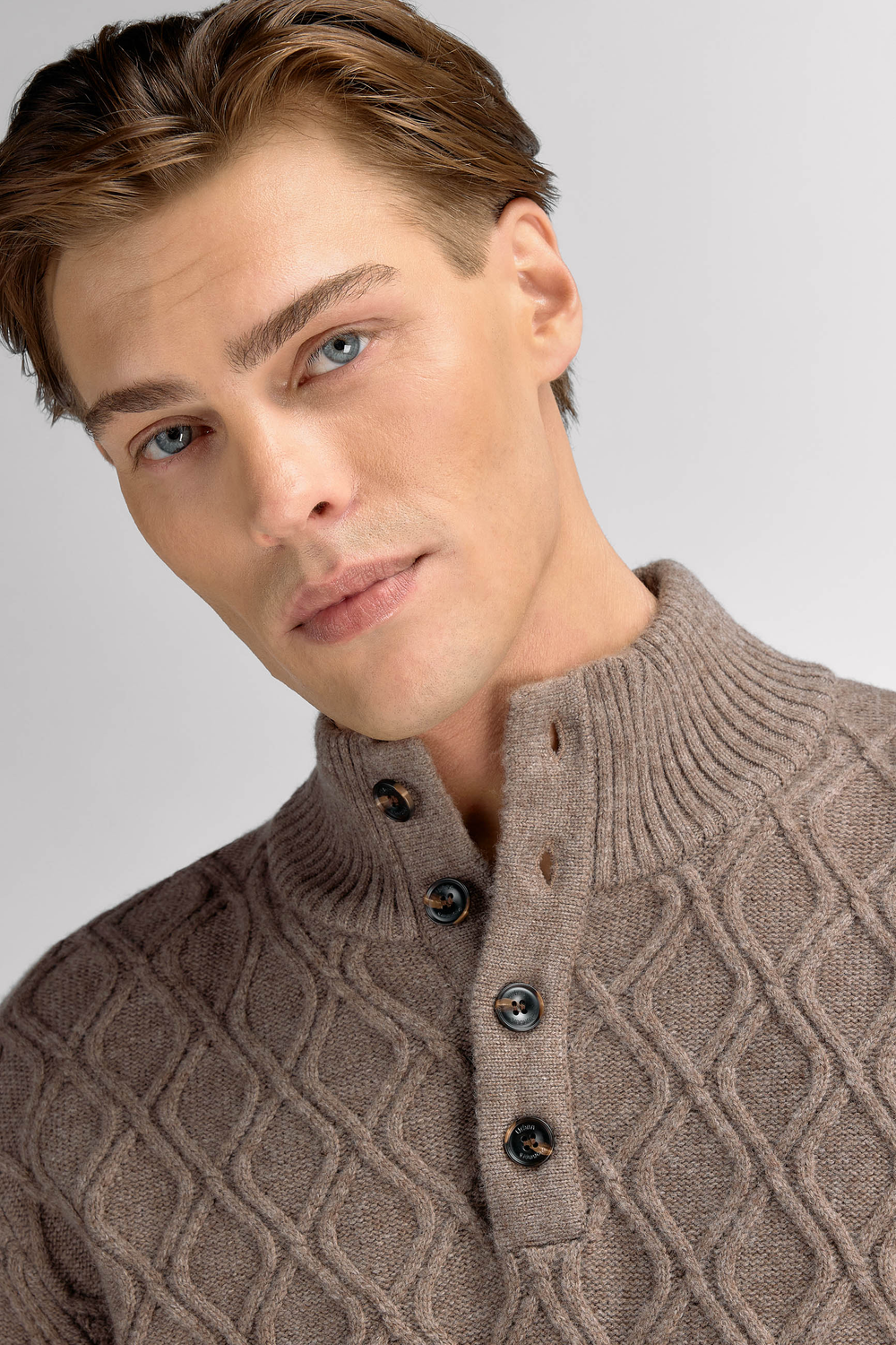 Urban Pioneers Male Ellington Sweater SWEATER MID BROWN