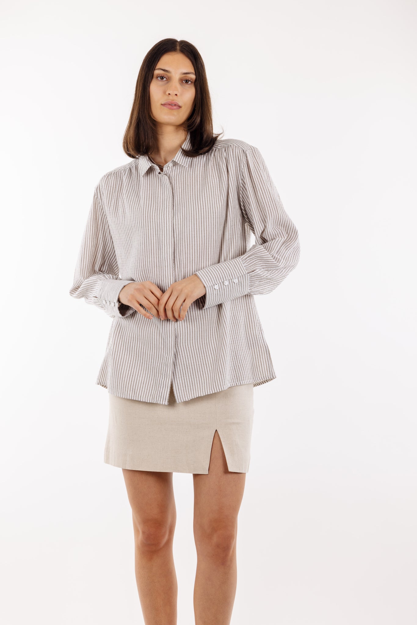 Urban Pioneers Female Fanaka Shirt SHIRT LIGHT BROWN