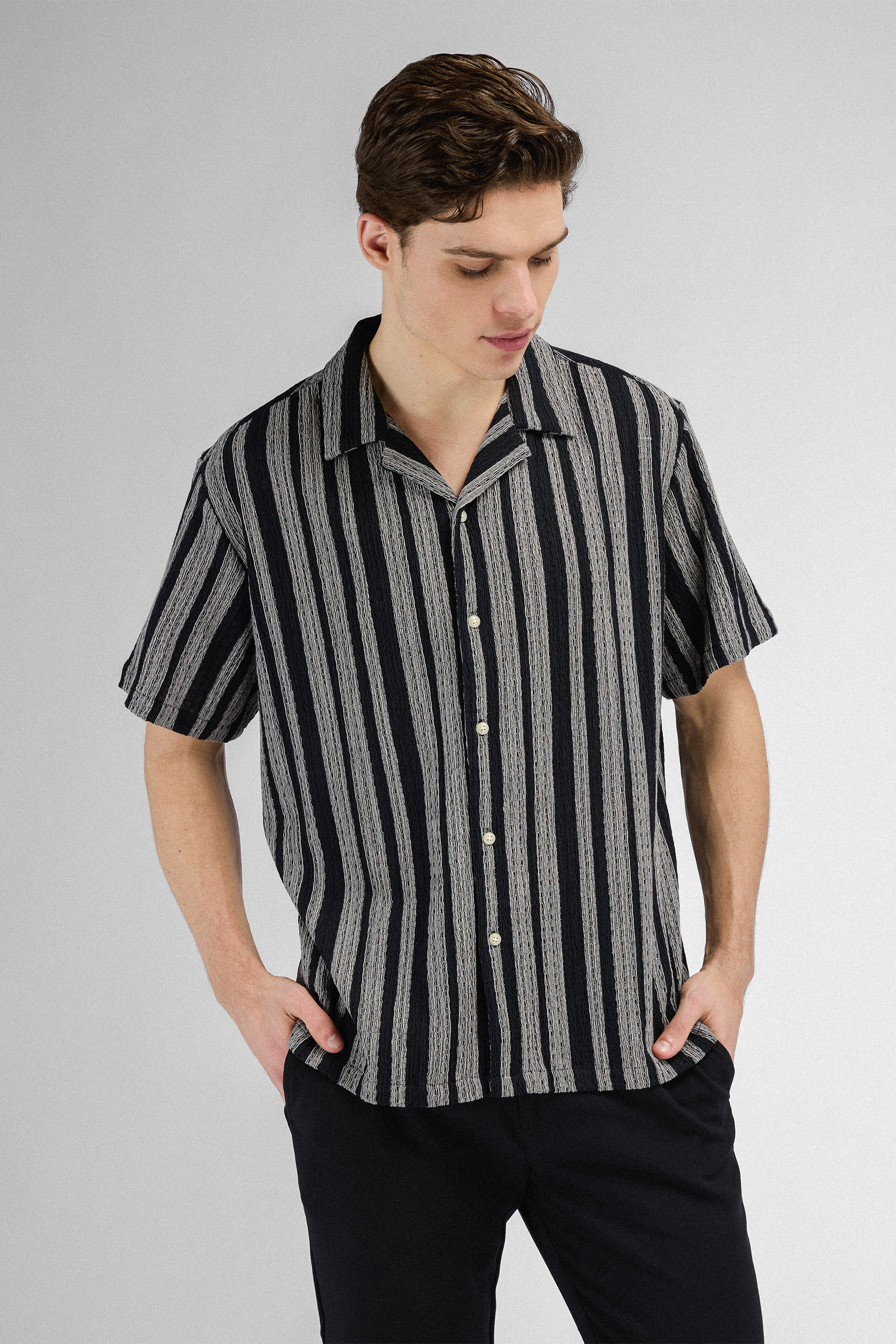 Urban Pioneers Male Ferrara SS Shirt SS SHIRT