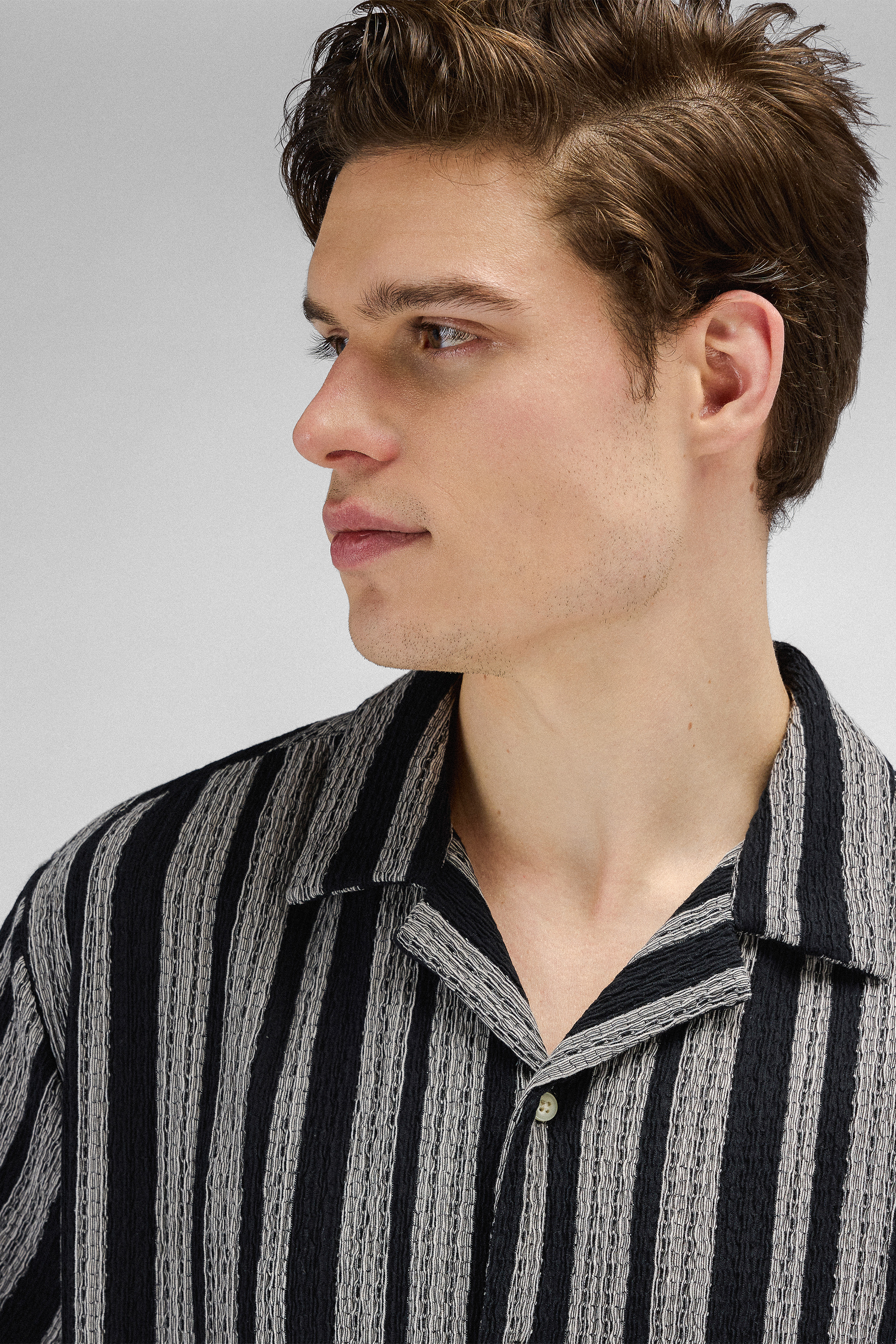 Urban Pioneers Male Ferrara SS Shirt SS SHIRT