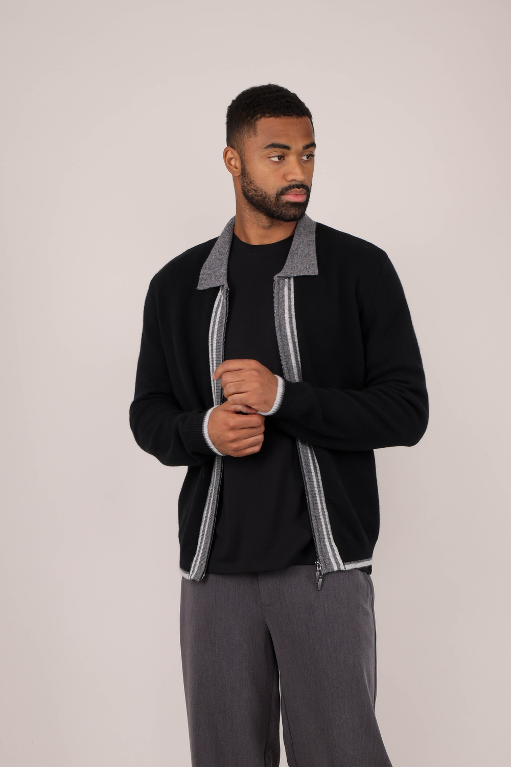 Urban Pioneers Male Ford zip CARDIGAN BLACK