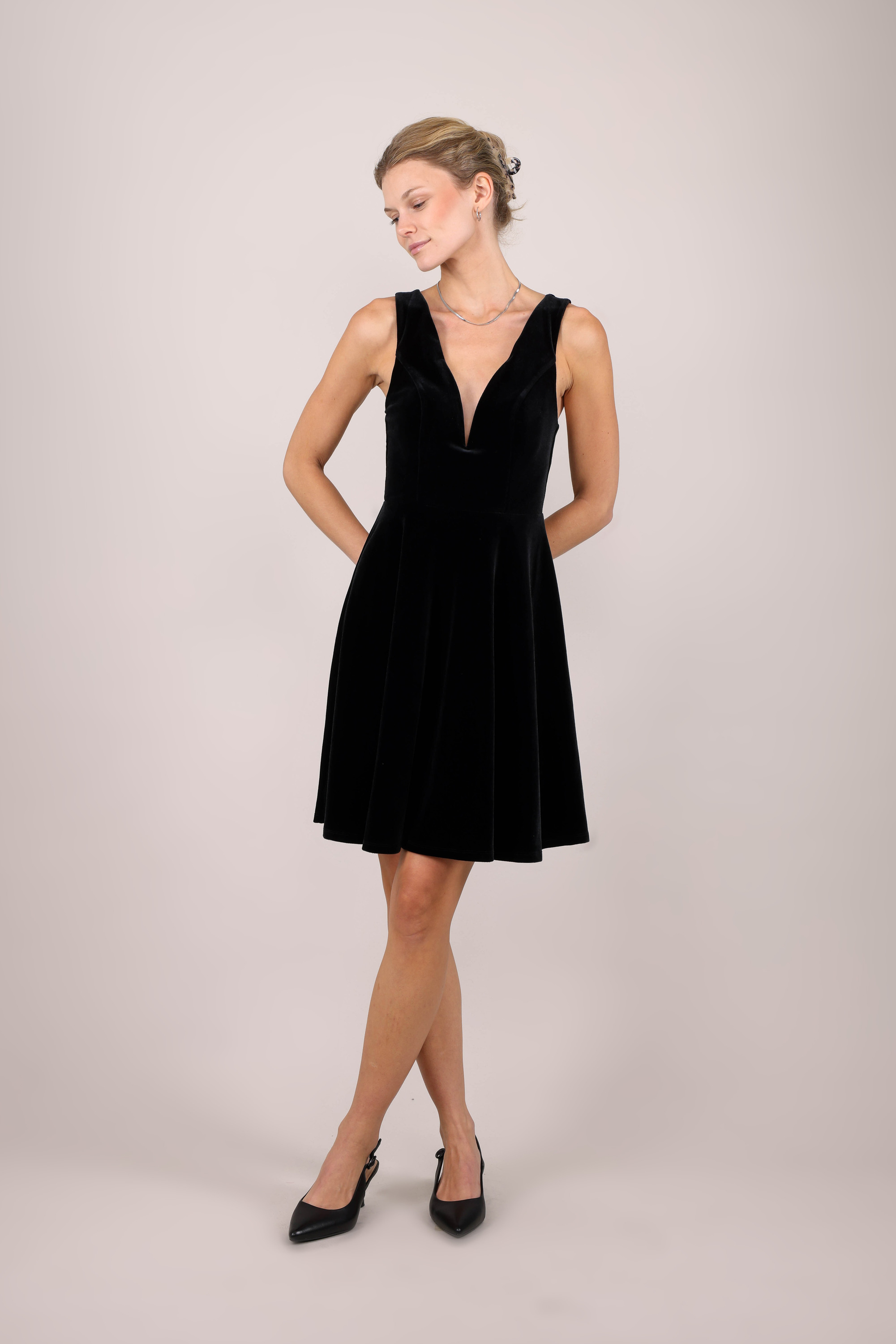 Urban Pioneers Female Ginza Dress DRESS BLACK