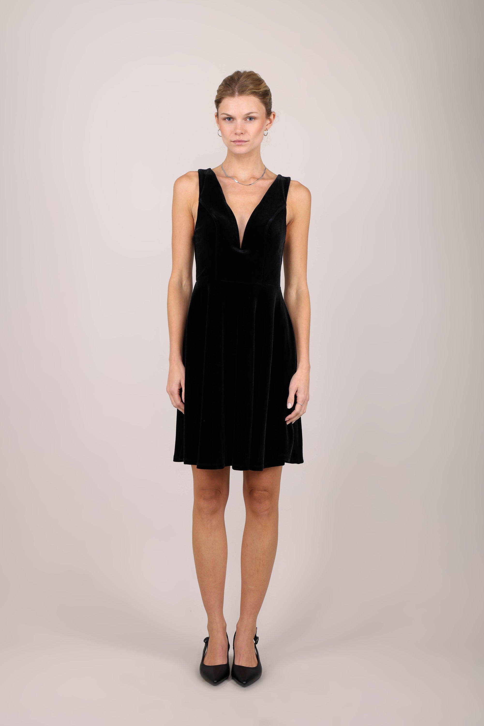 Urban Pioneers Female Ginza Dress DRESS BLACK