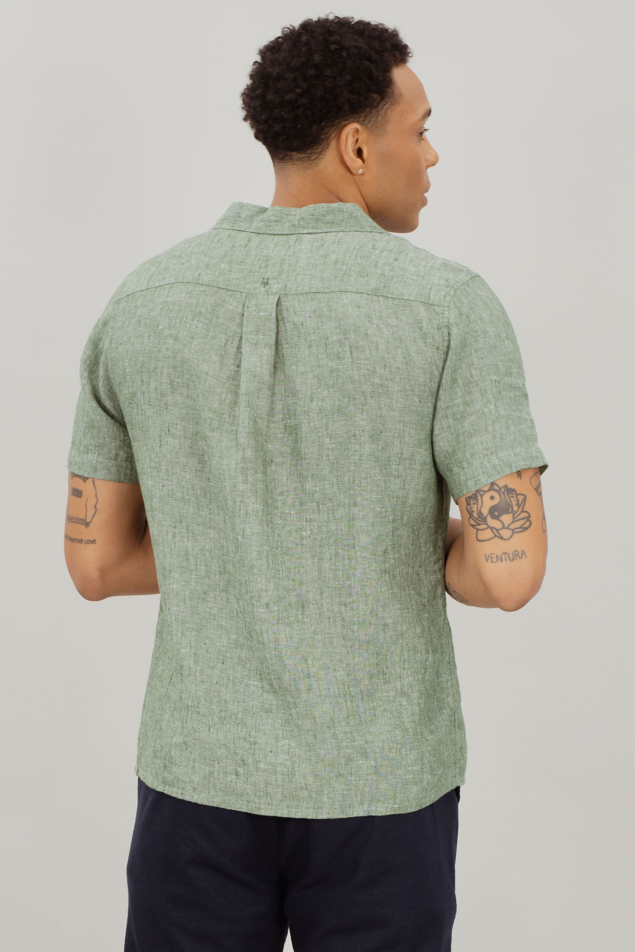 Urban Pioneers Male Giuseppe SS Shirt SS SHIRT OLIVE