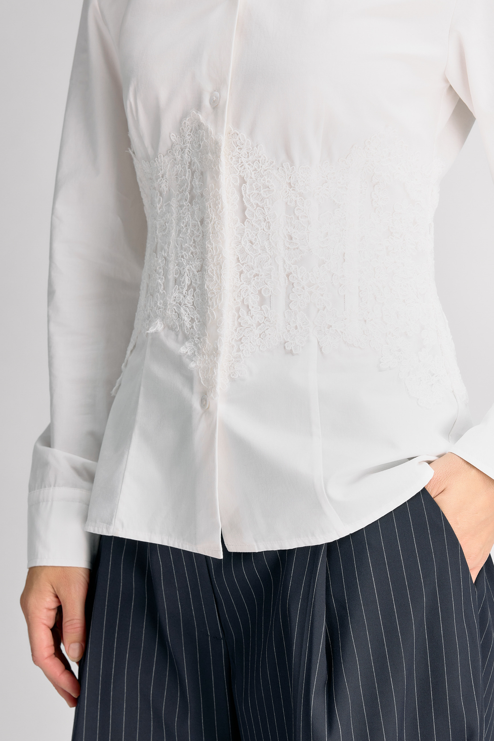 Urban Pioneers Female Grazia Shirt SHIRT WHITE