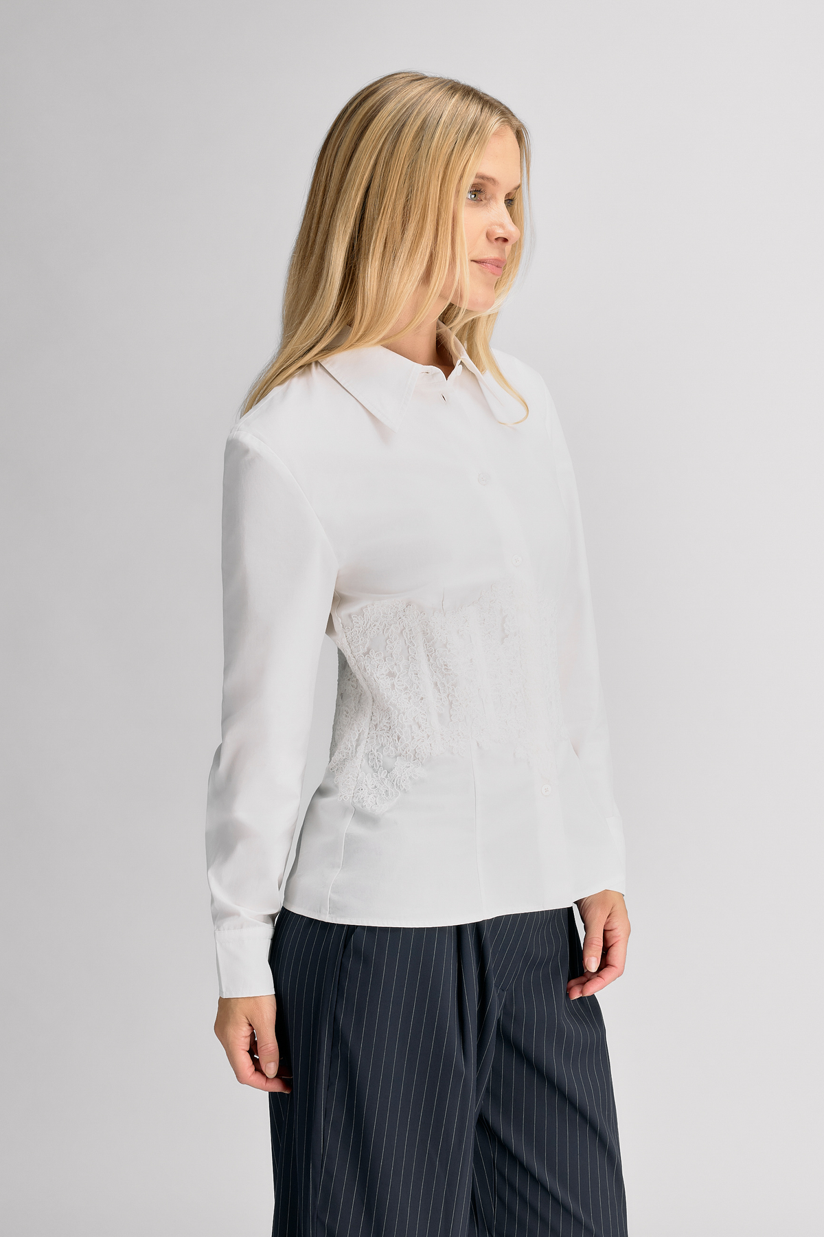 Urban Pioneers Female Grazia Shirt SHIRT WHITE