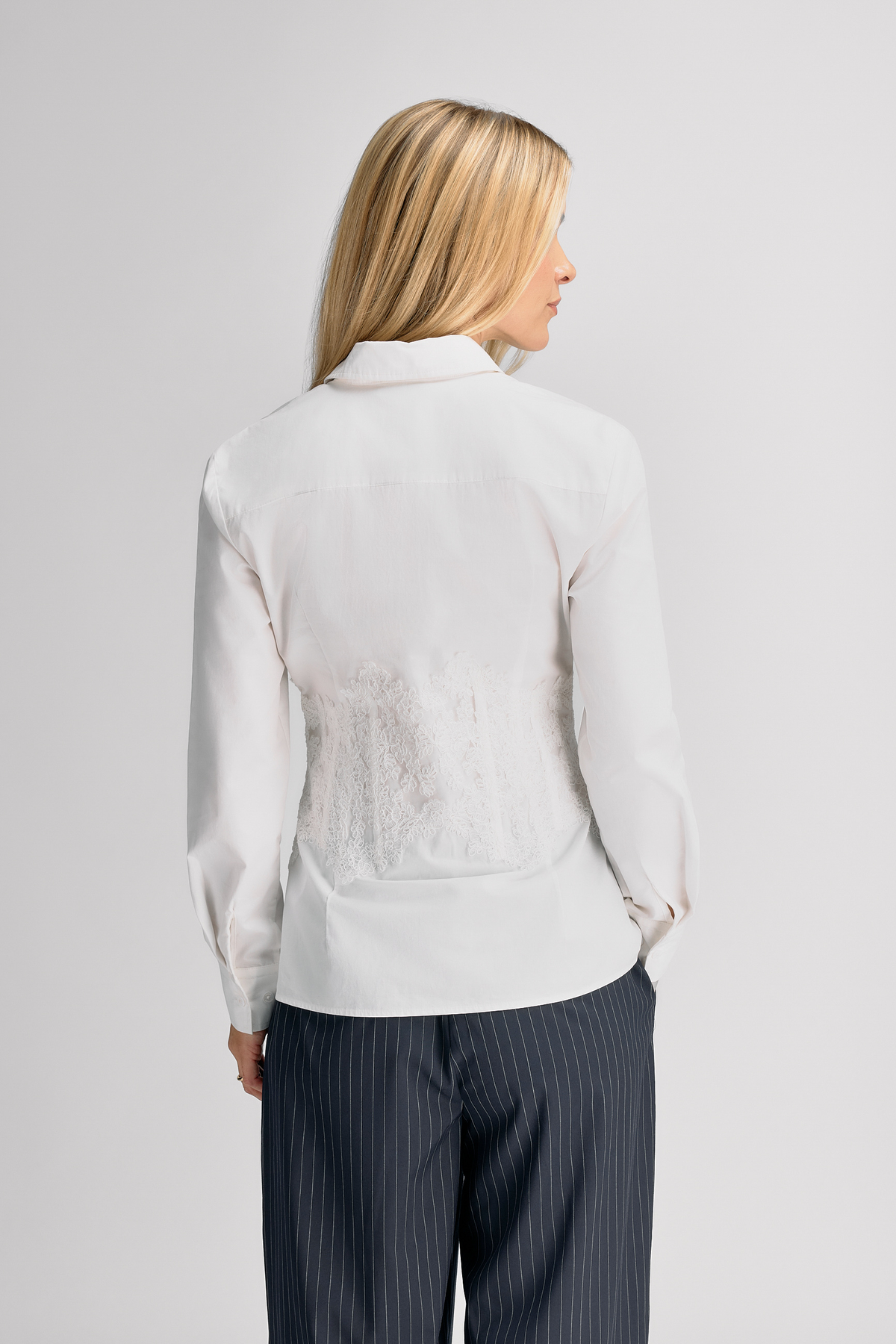 Urban Pioneers Female Grazia Shirt SHIRT WHITE