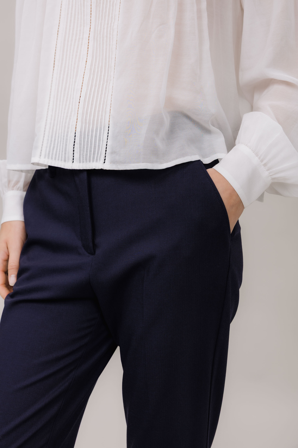 Urban Pioneers Female Hillary Pants PANTS NAVY