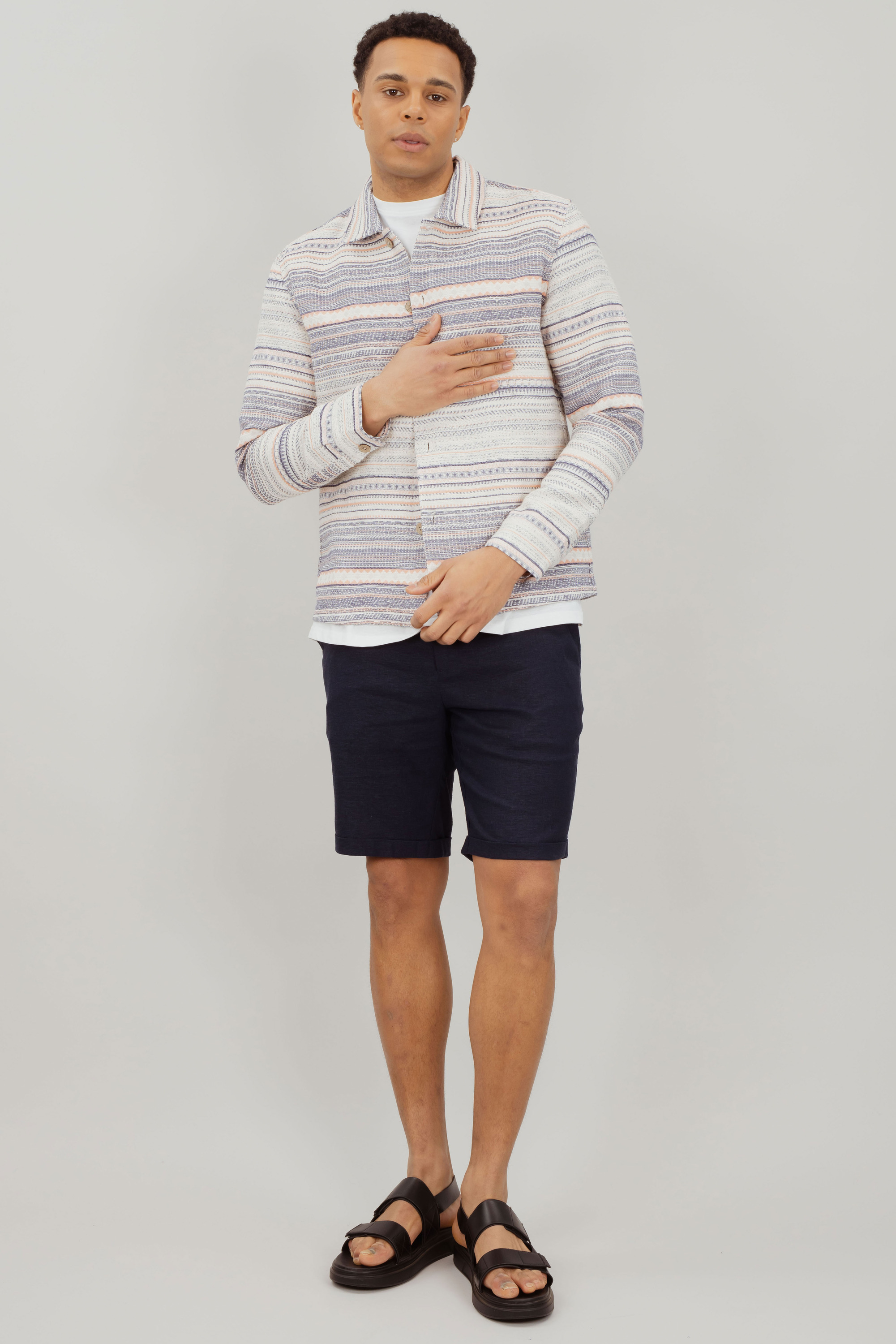 Urban Pioneers Male Hugo Shorts SHORTS NAVY