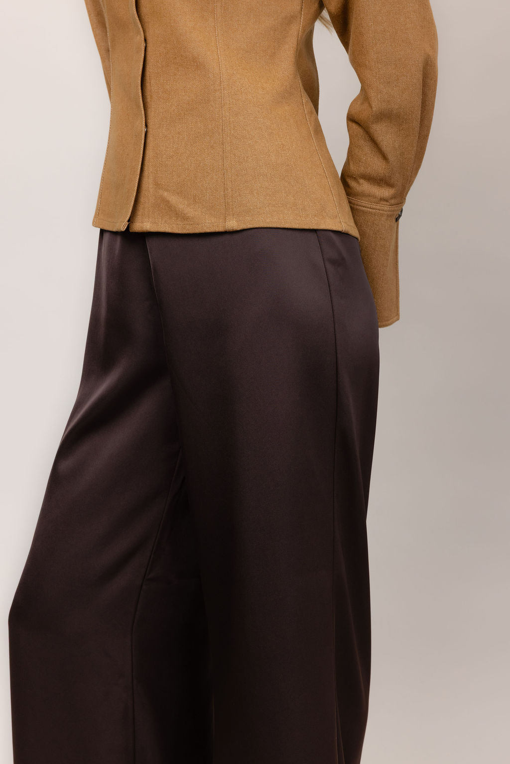 Urban Pioneers Female Jacinda Pants PANTS BLACK COFFEE