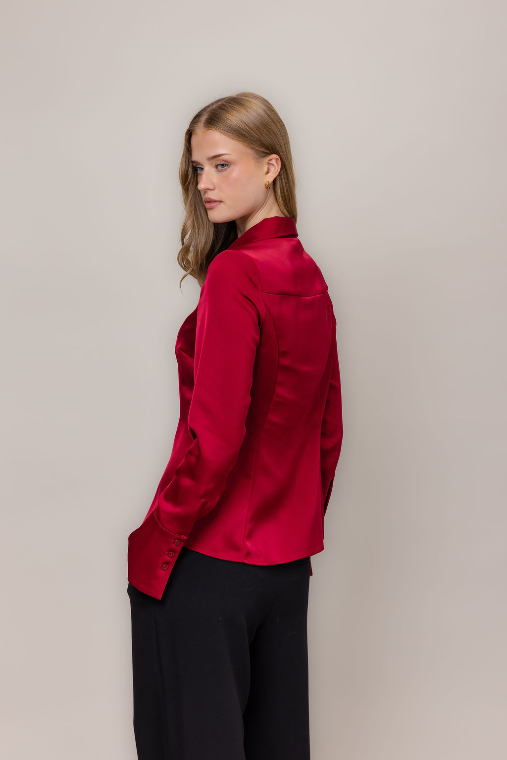 Urban Pioneers Female Jacinda Shirt BLOUSE RUMBA RED