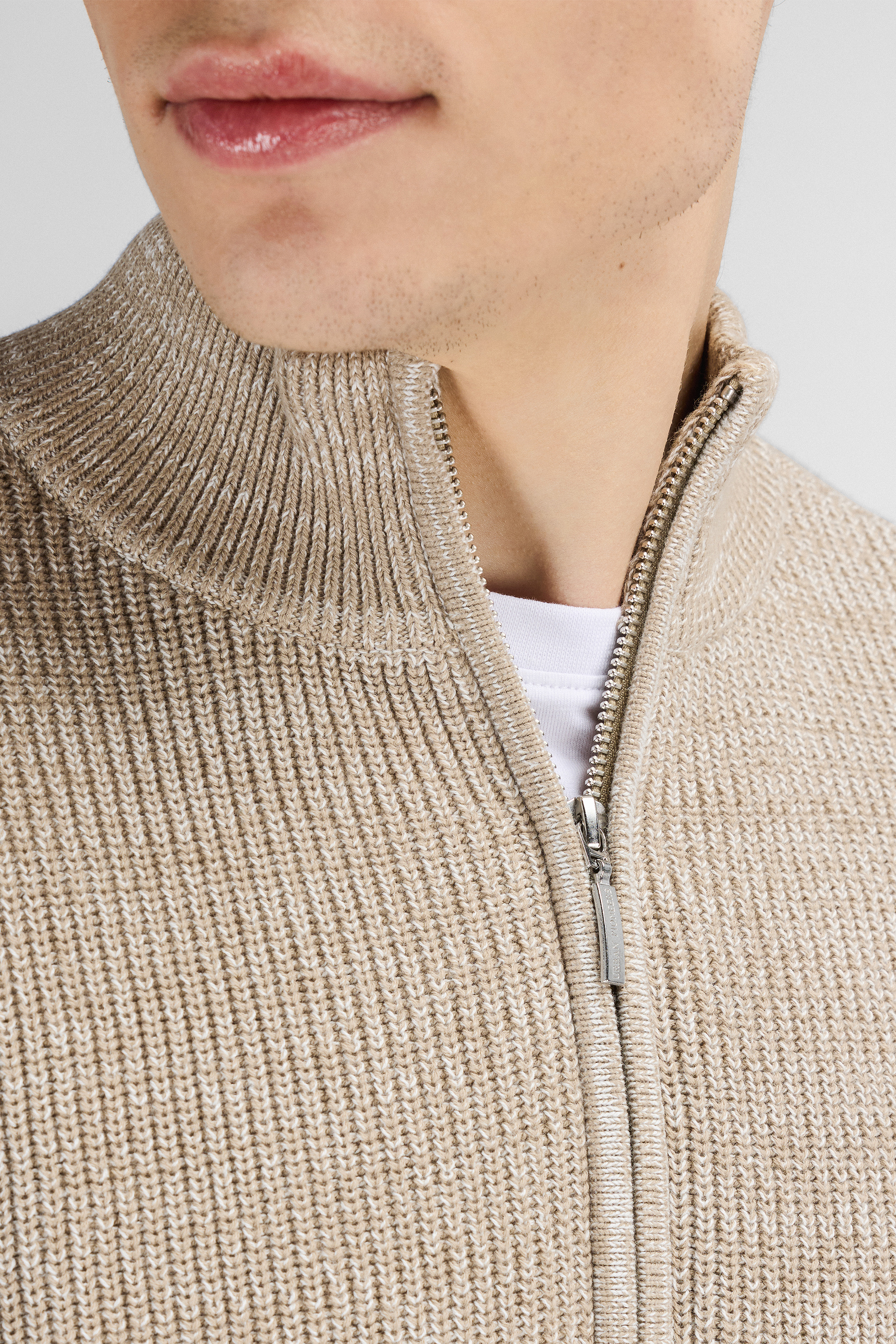 Urban Pioneers Male Jo Cardigan CARDIGAN SAND