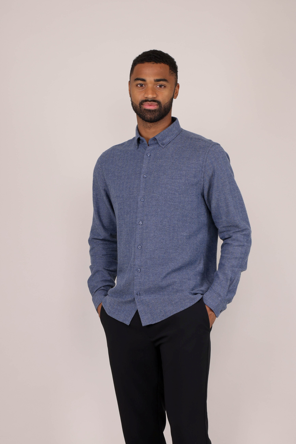 Urban Pioneers Male Jon Shirt SHIRT NAVY