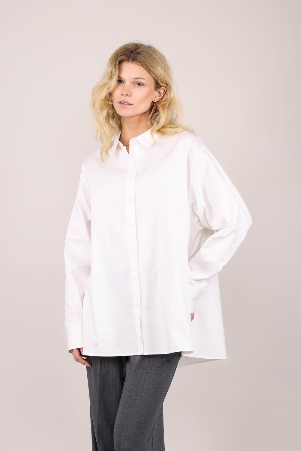 Urban Pioneers Female Lady Shirt SHIRT WHITE