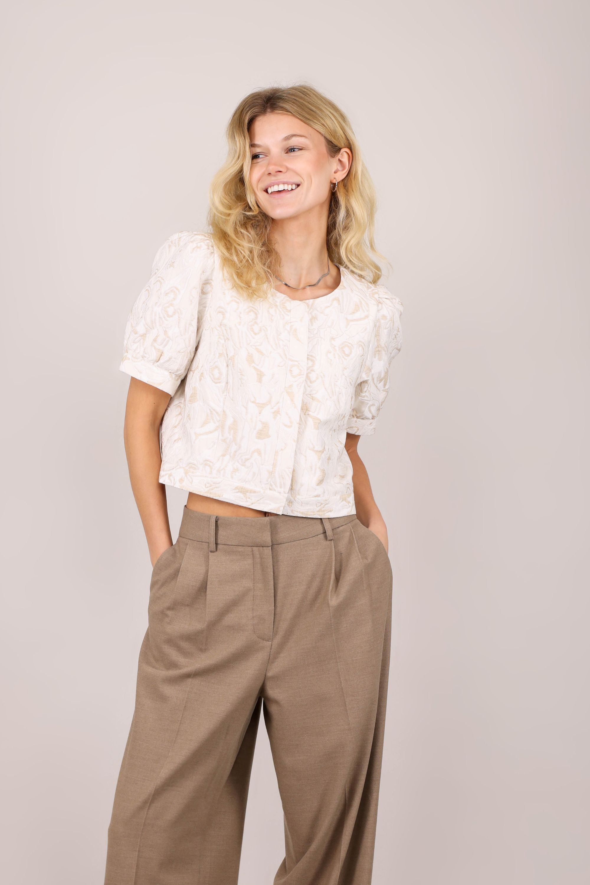 Urban Pioneers Female Leea Jacket JACKET CREAM AOP