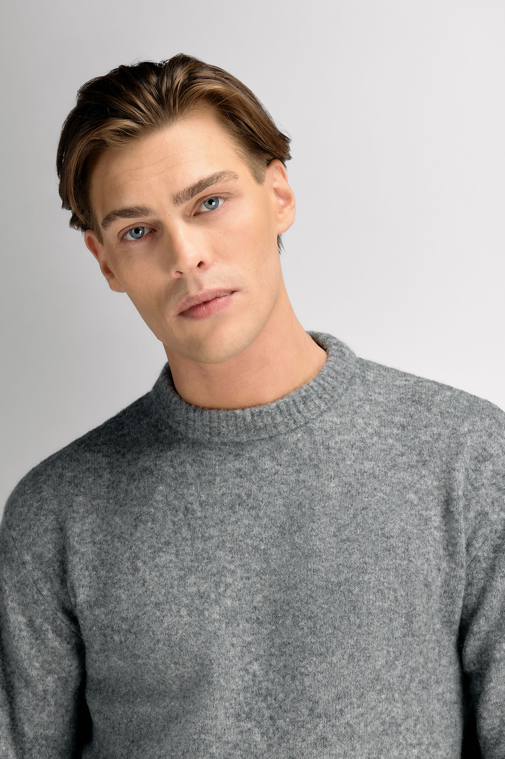 Urban Pioneers Male Liam Sweater SWEATER GREY MELANGE