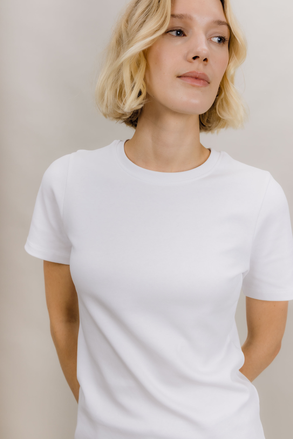 Urban Pioneers Female Linn Tee T-SHIRT WHITE