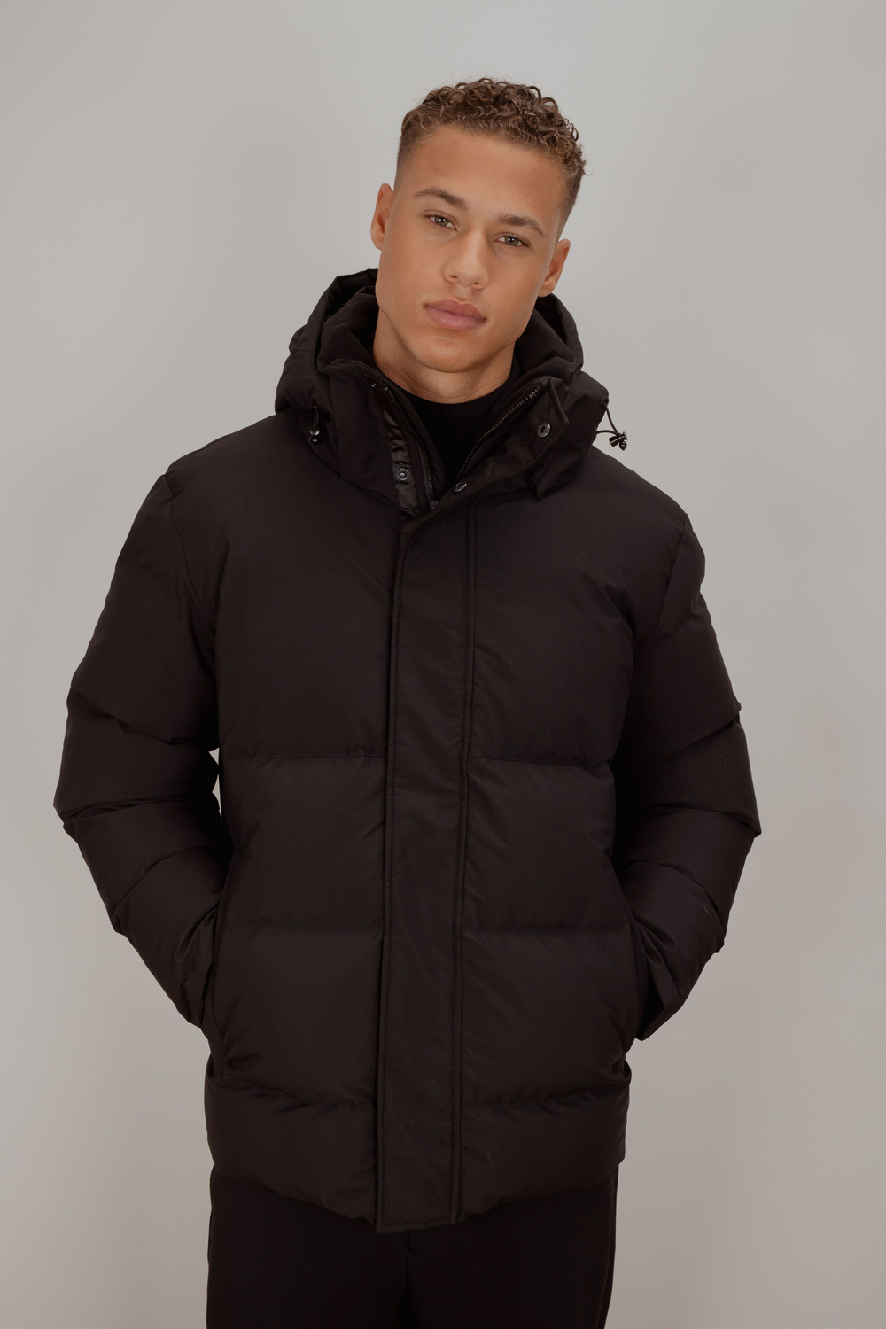 Urban Pioneers Male Lofoten Down Jacket JACKET BLACK