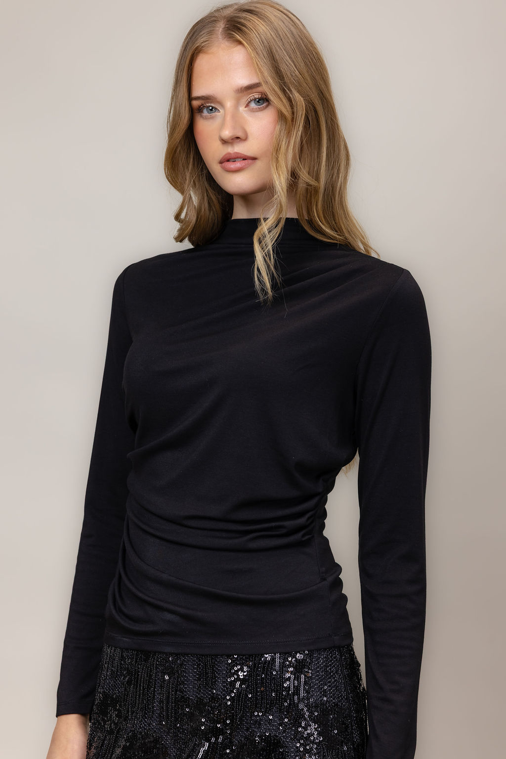 Urban Pioneers Female Lori LS Top TOP BLACK