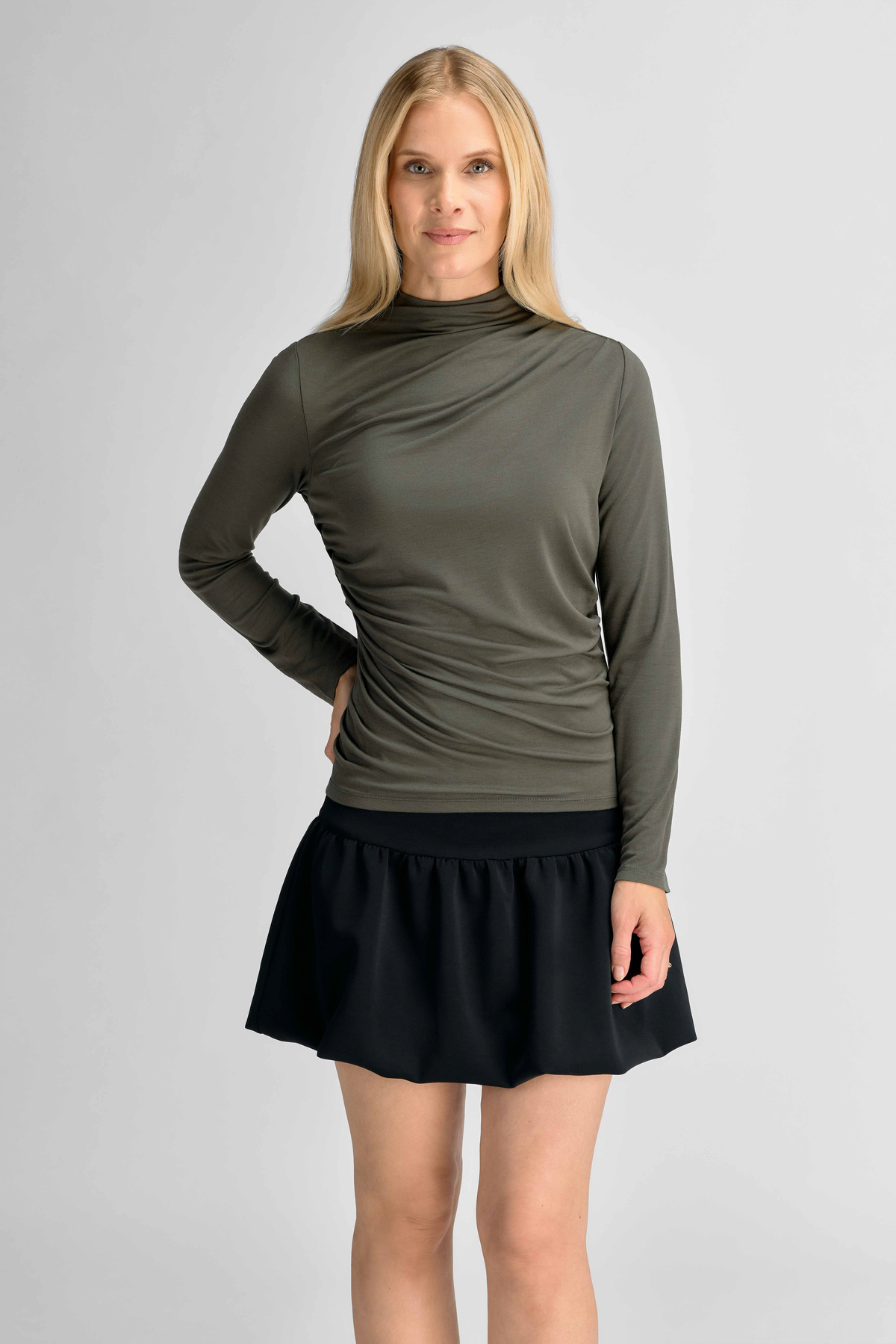 Urban Pioneers Female Lori LS Top TOP OLIVE