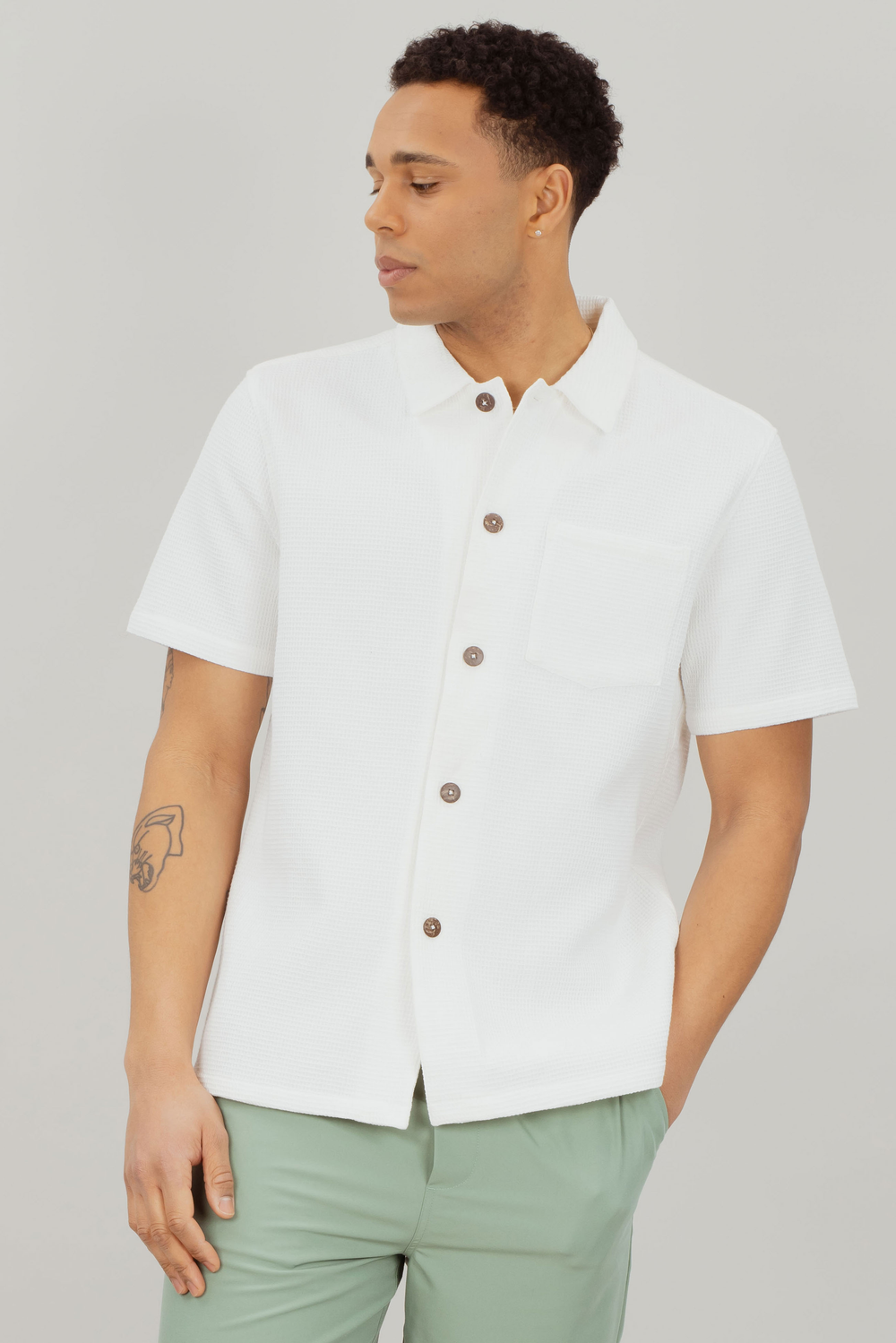 Urban Pioneers Male Lucas SS SHIRT CREAM