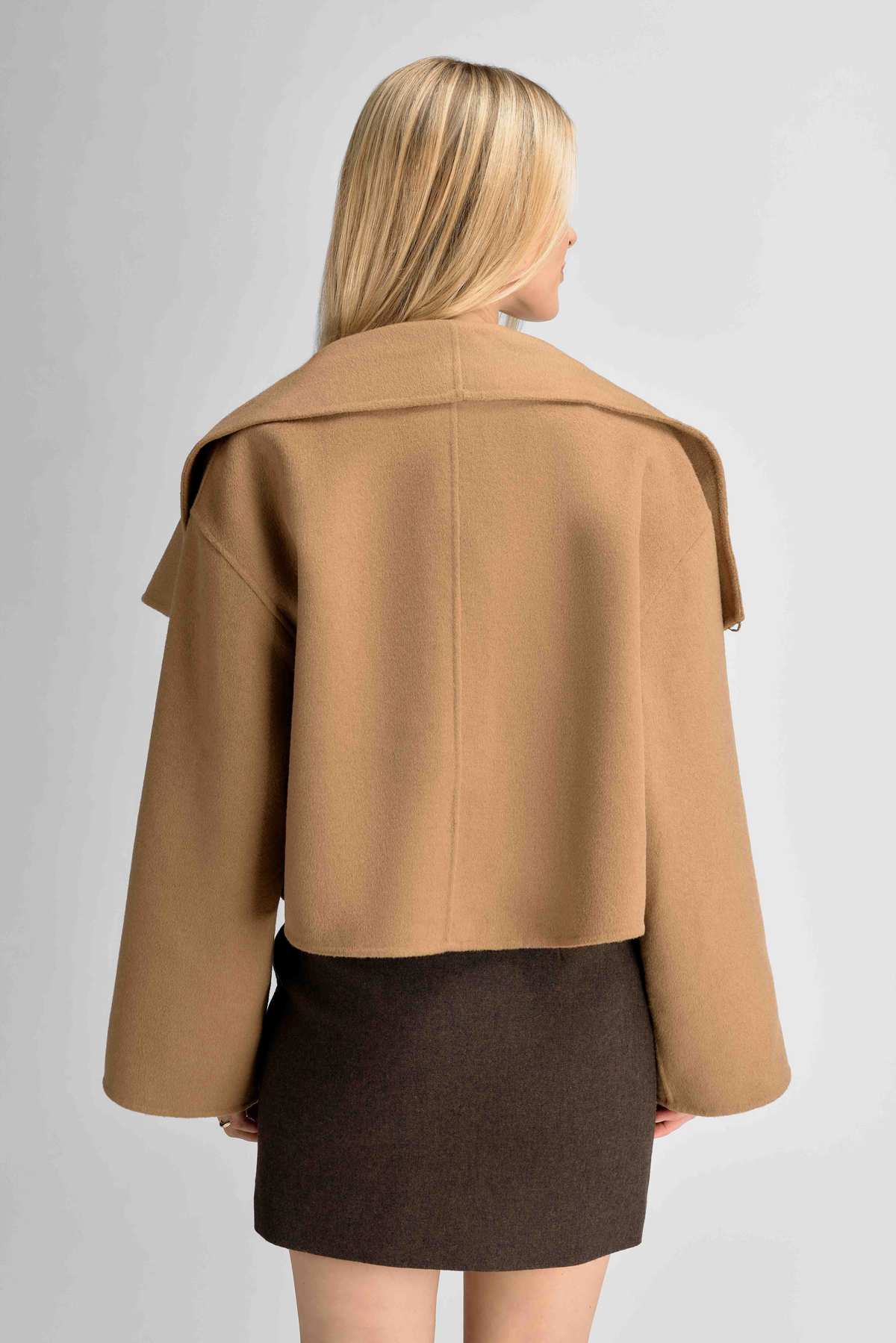 Urban Pioneers Female Luisa Jacket JACKET CAMEL