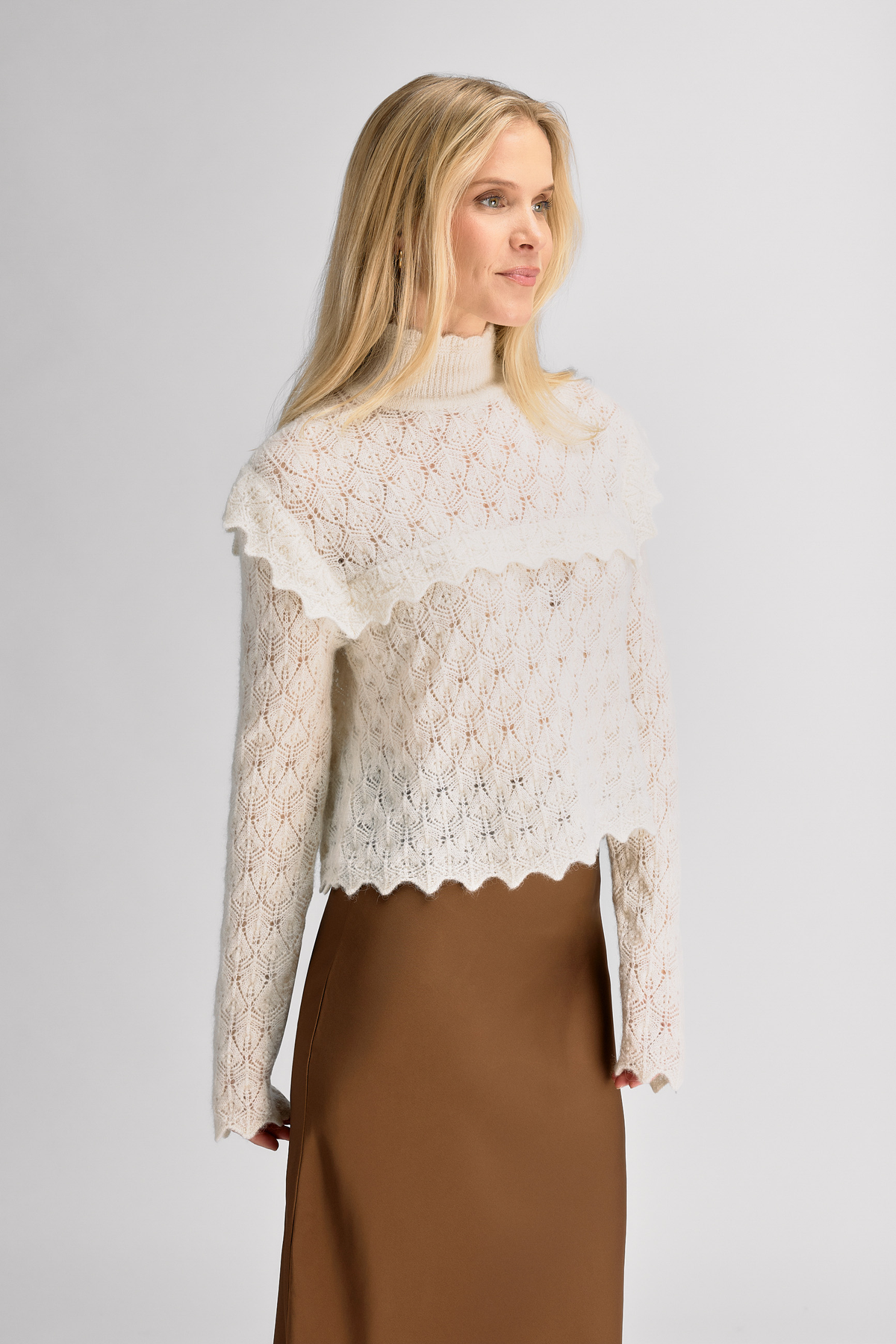 Urban Pioneers Female Mary Sweater SWEATER CREAM