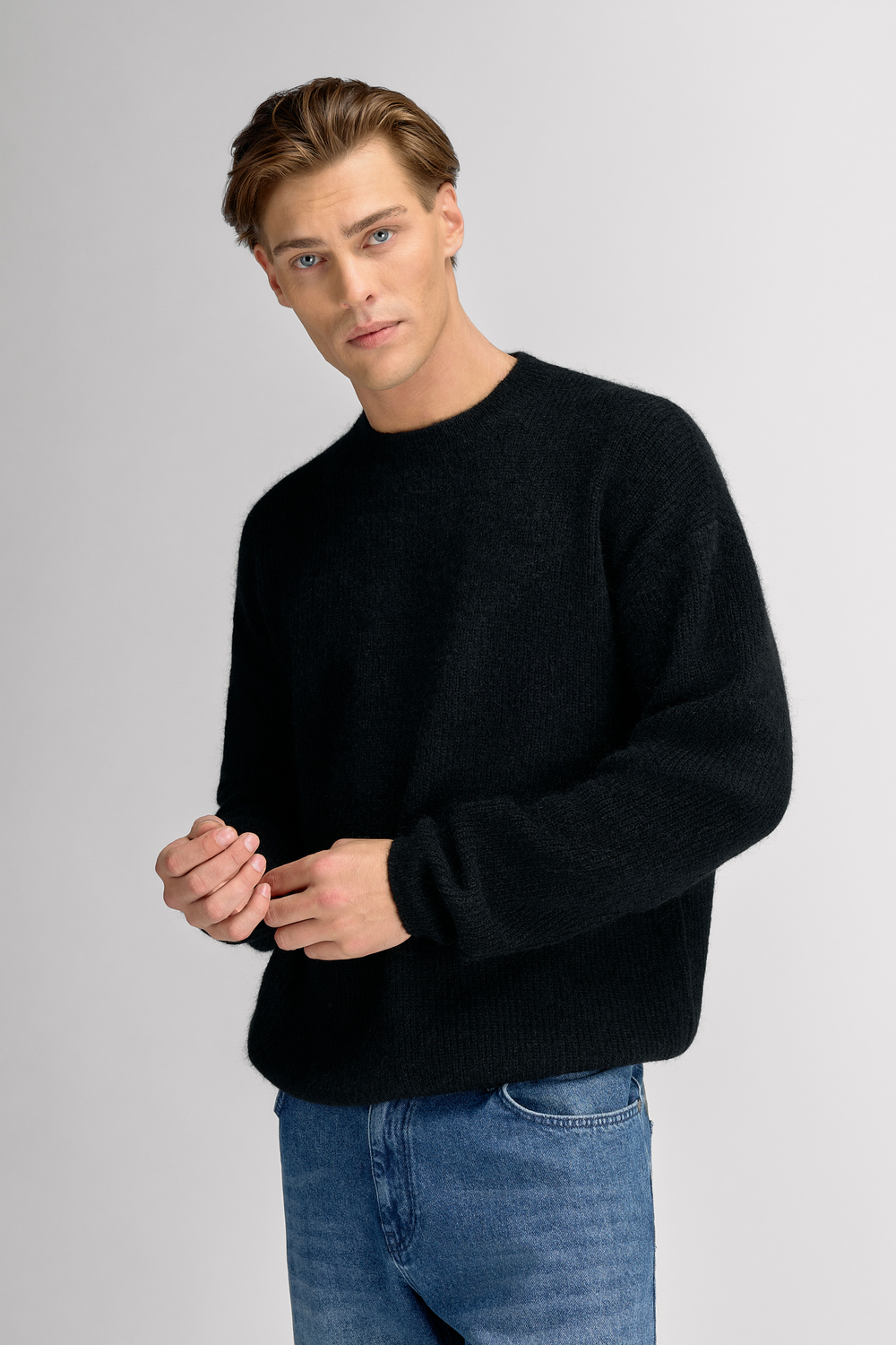 Urban Pioneers Male Miles Sweater SWEATER BLACK