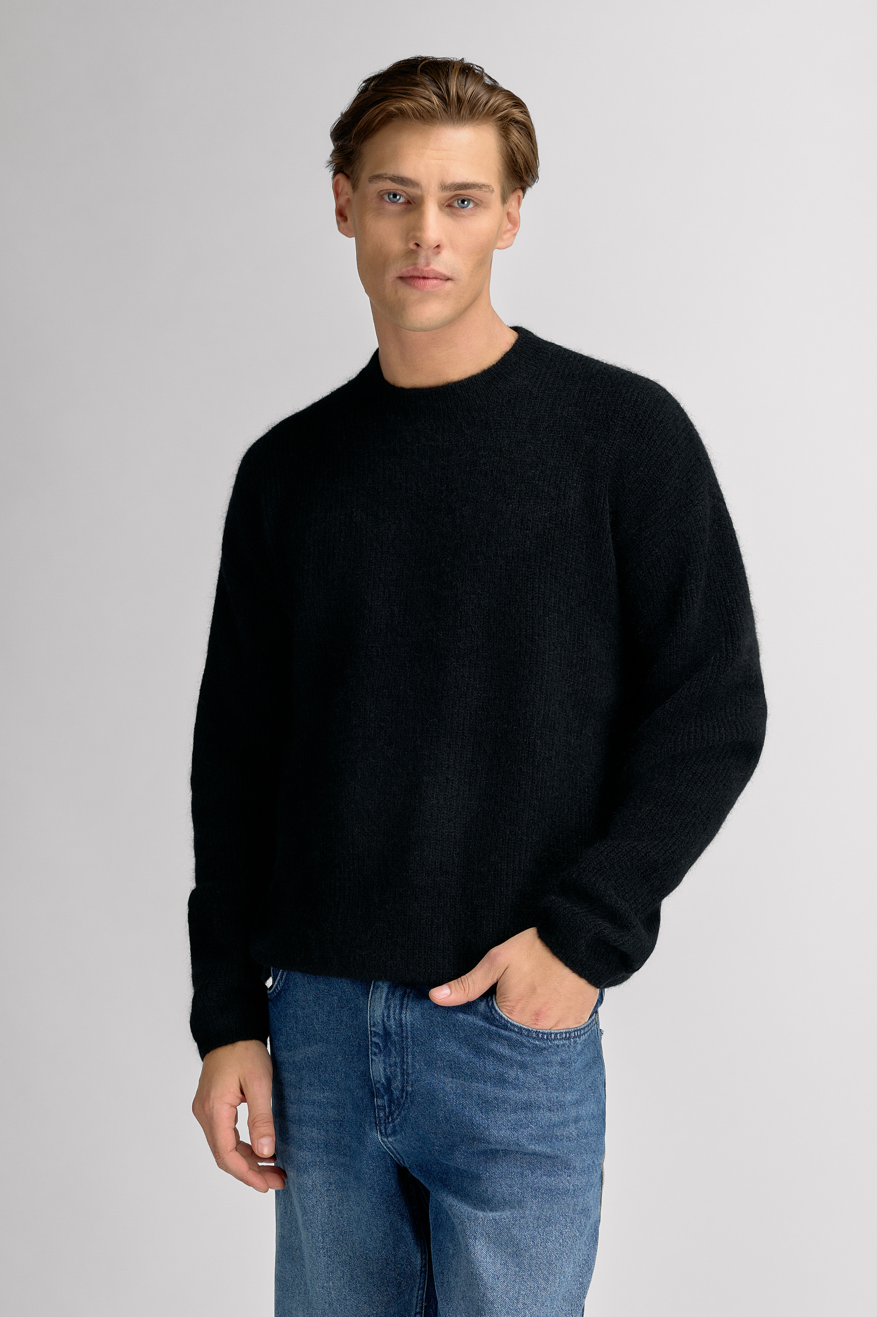 Urban Pioneers Male Miles Sweater SWEATER BLACK