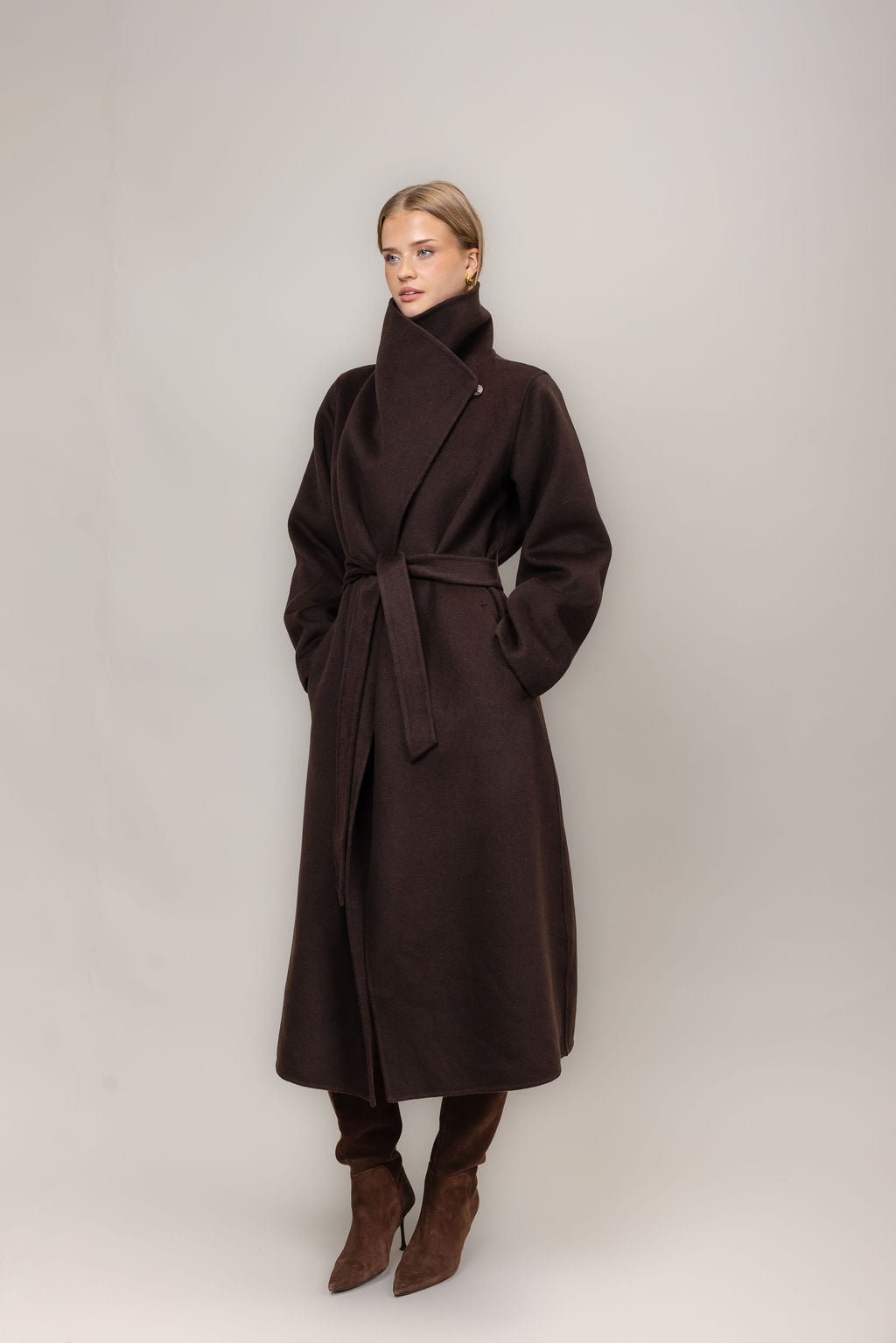 Urban Pioneers Female Monica Coat COAT BLACK COFFEE