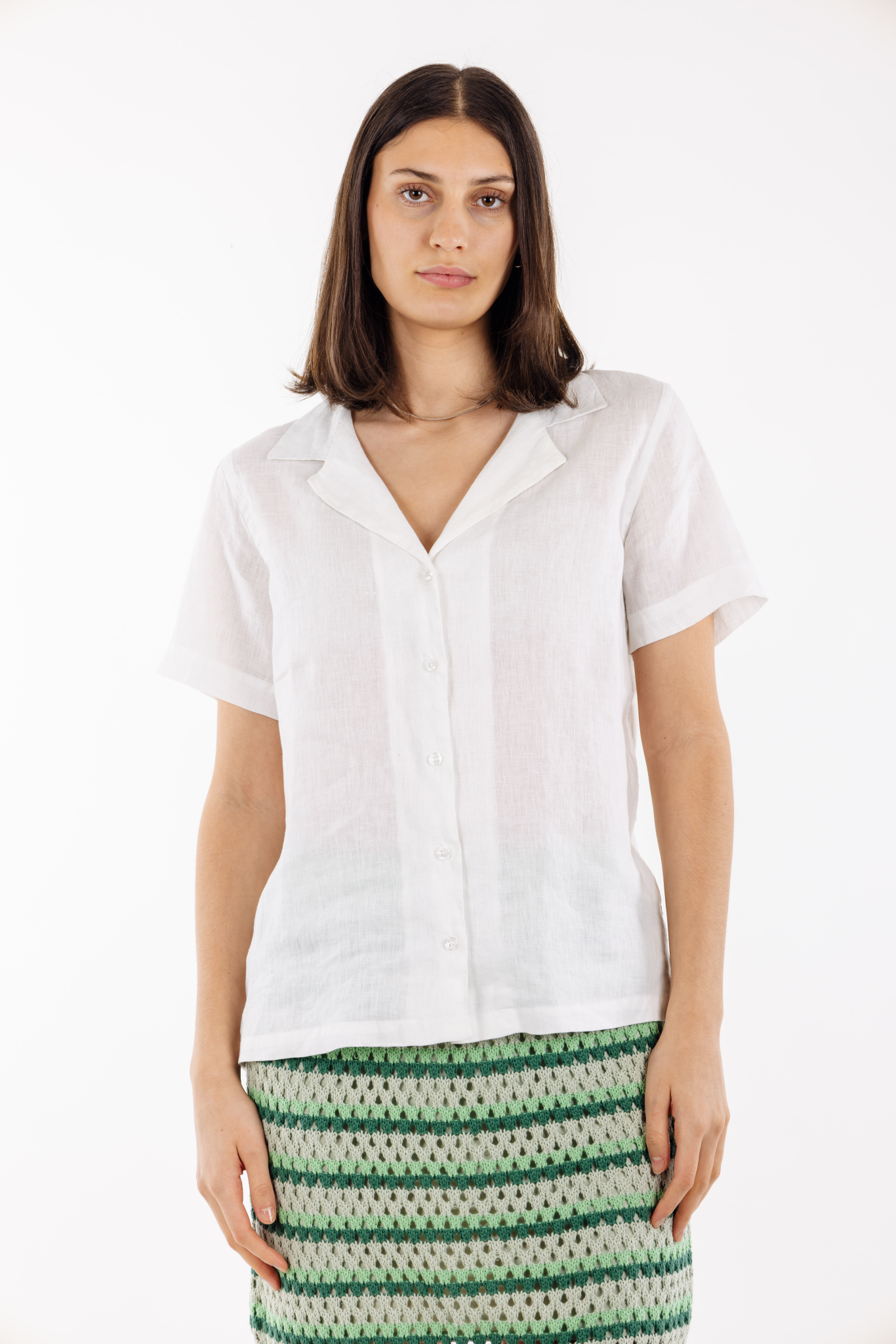 Urban Pioneers Female Murni SS SHIRT WHITE