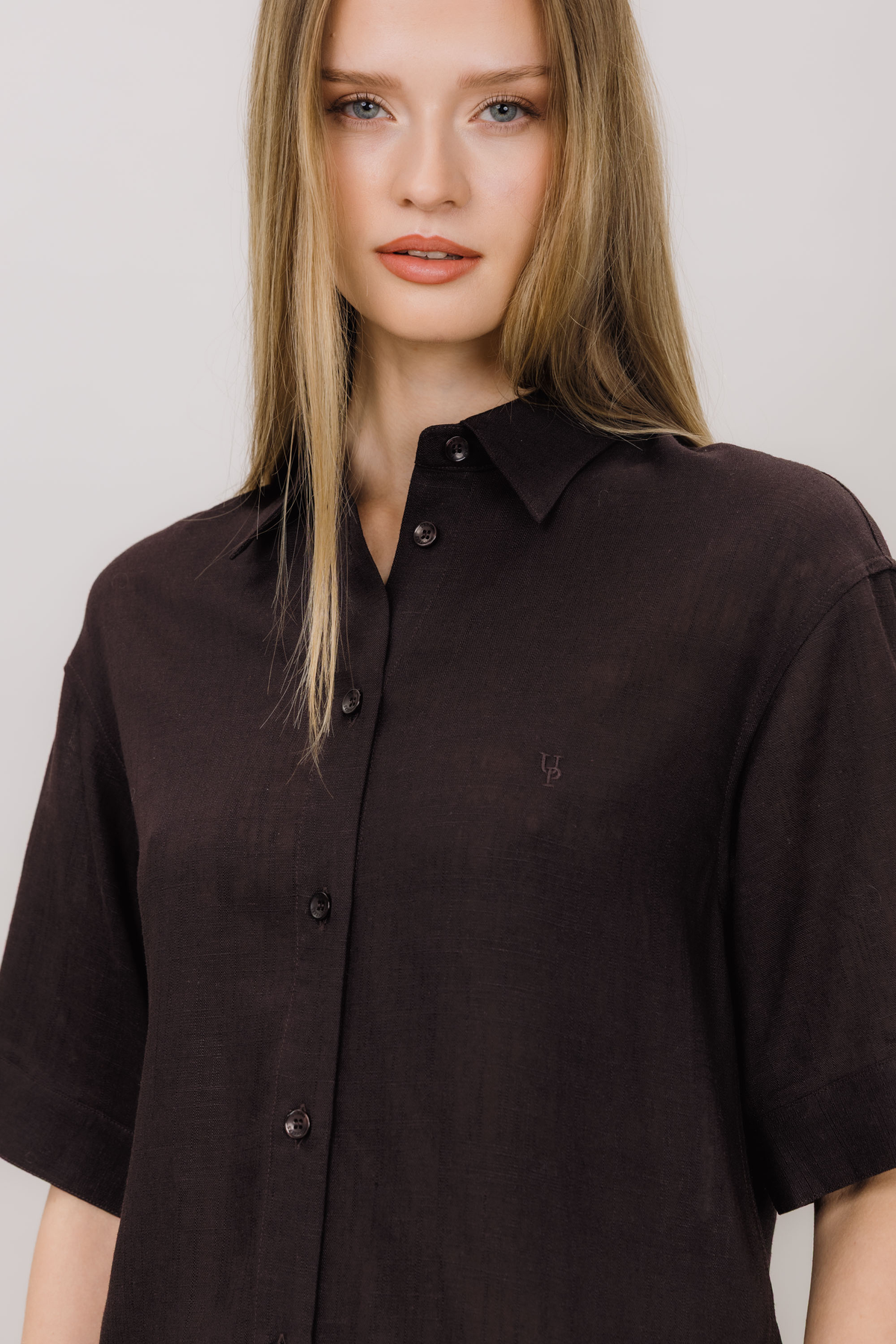 Urban Pioneers Female Nemi SS Shirt SS SHIRT ESPRESSO