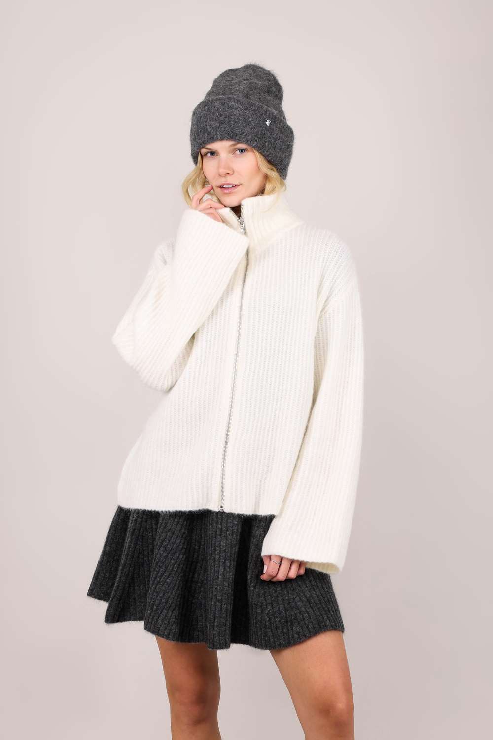 Urban Pioneers Female Pandora Cardigan CARDIGAN CREAM