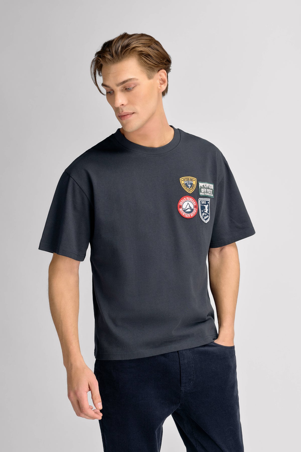 Urban Pioneers Male Patches Tee T-SHIRT DARK NAVY